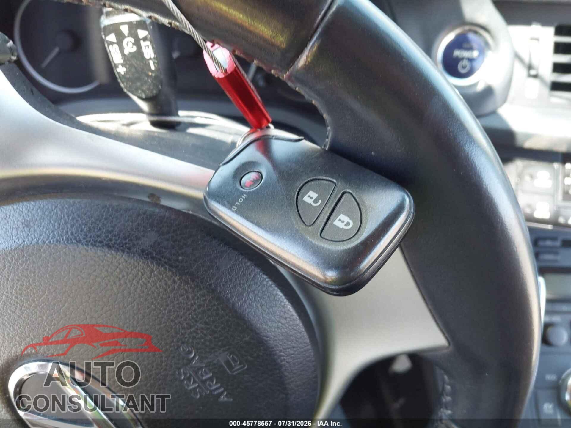 LEXUS CT 200H 2012 - JTHKD5BH5C2107498