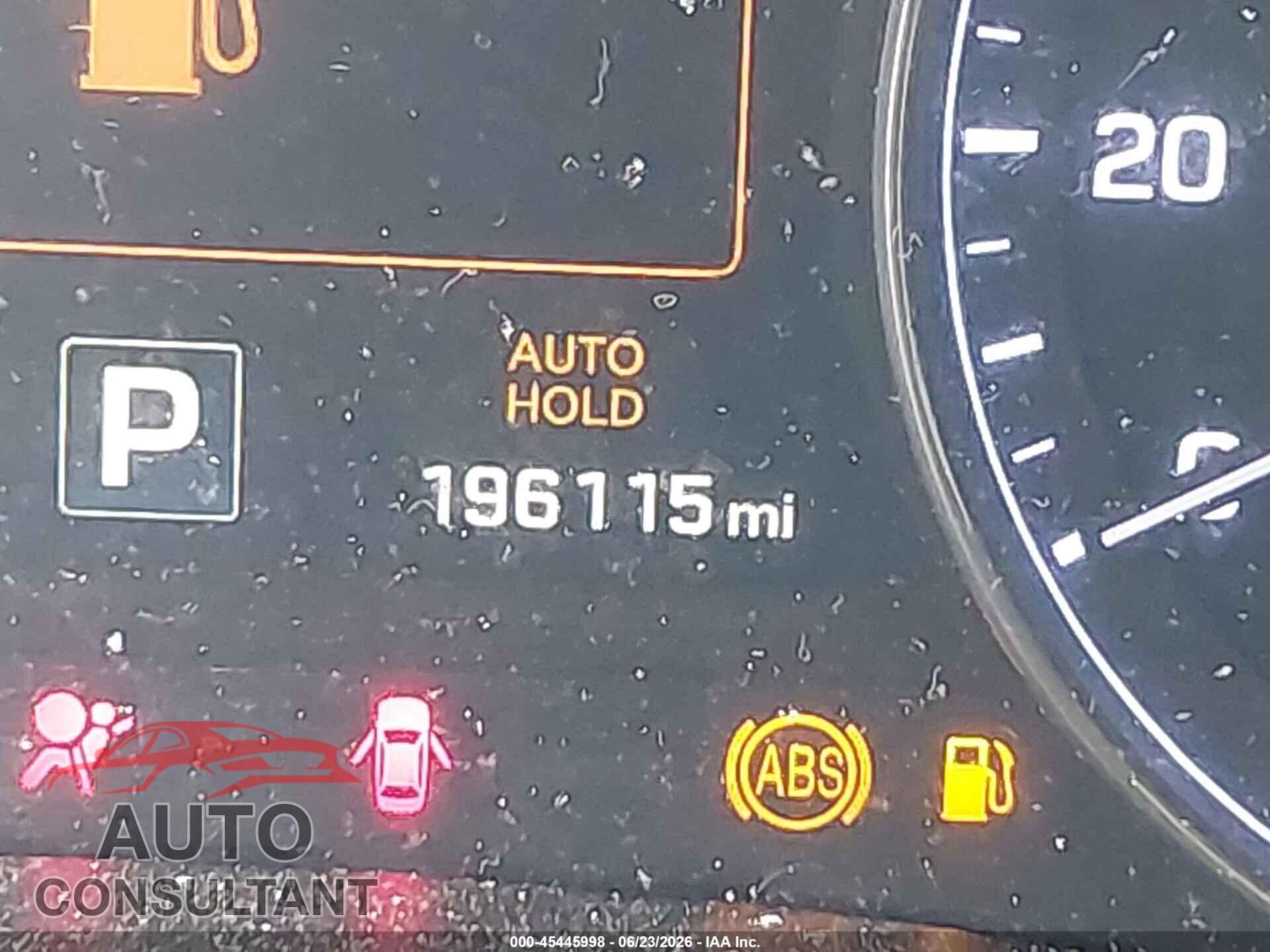 HYUNDAI GENESIS 2015 - KMHGN4JE3FU032245