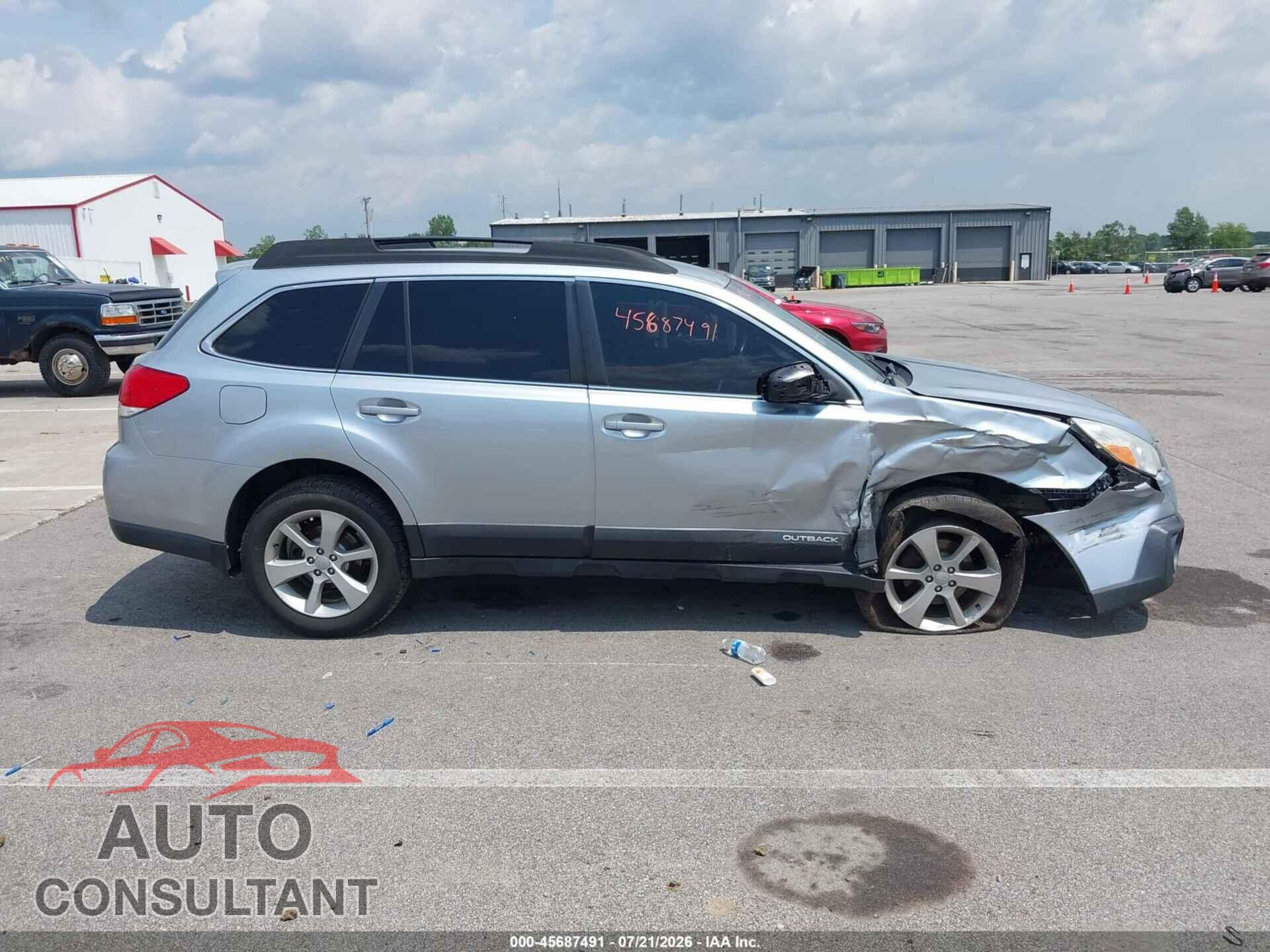 SUBARU OUTBACK 2013 - 4S4BRCCC8D3204728