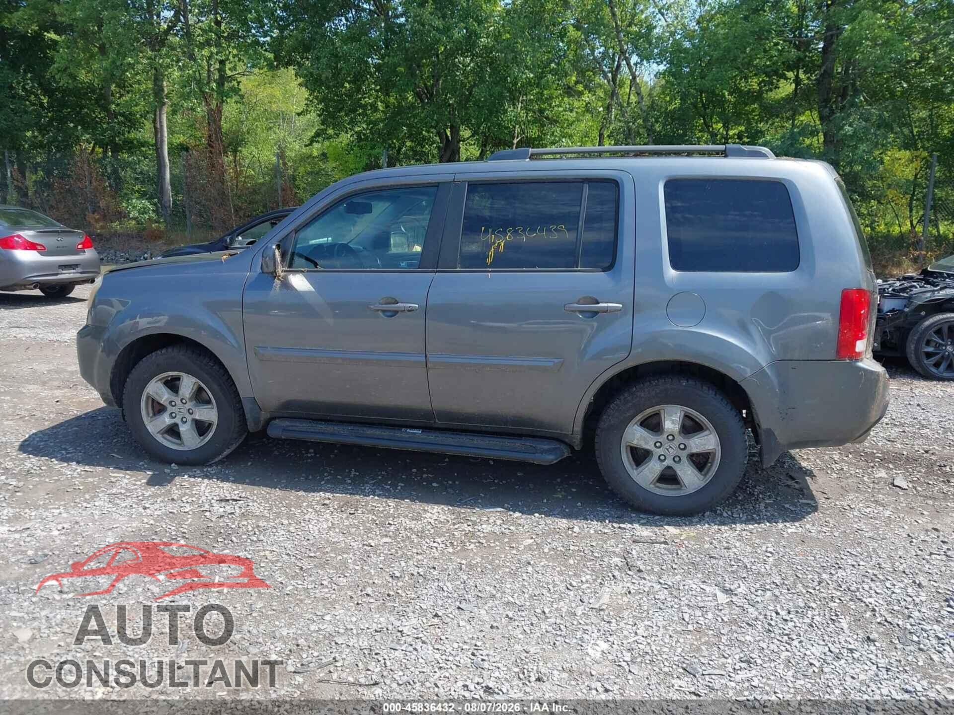 HONDA PILOT 2011 - 5FNYF4H61BB077160