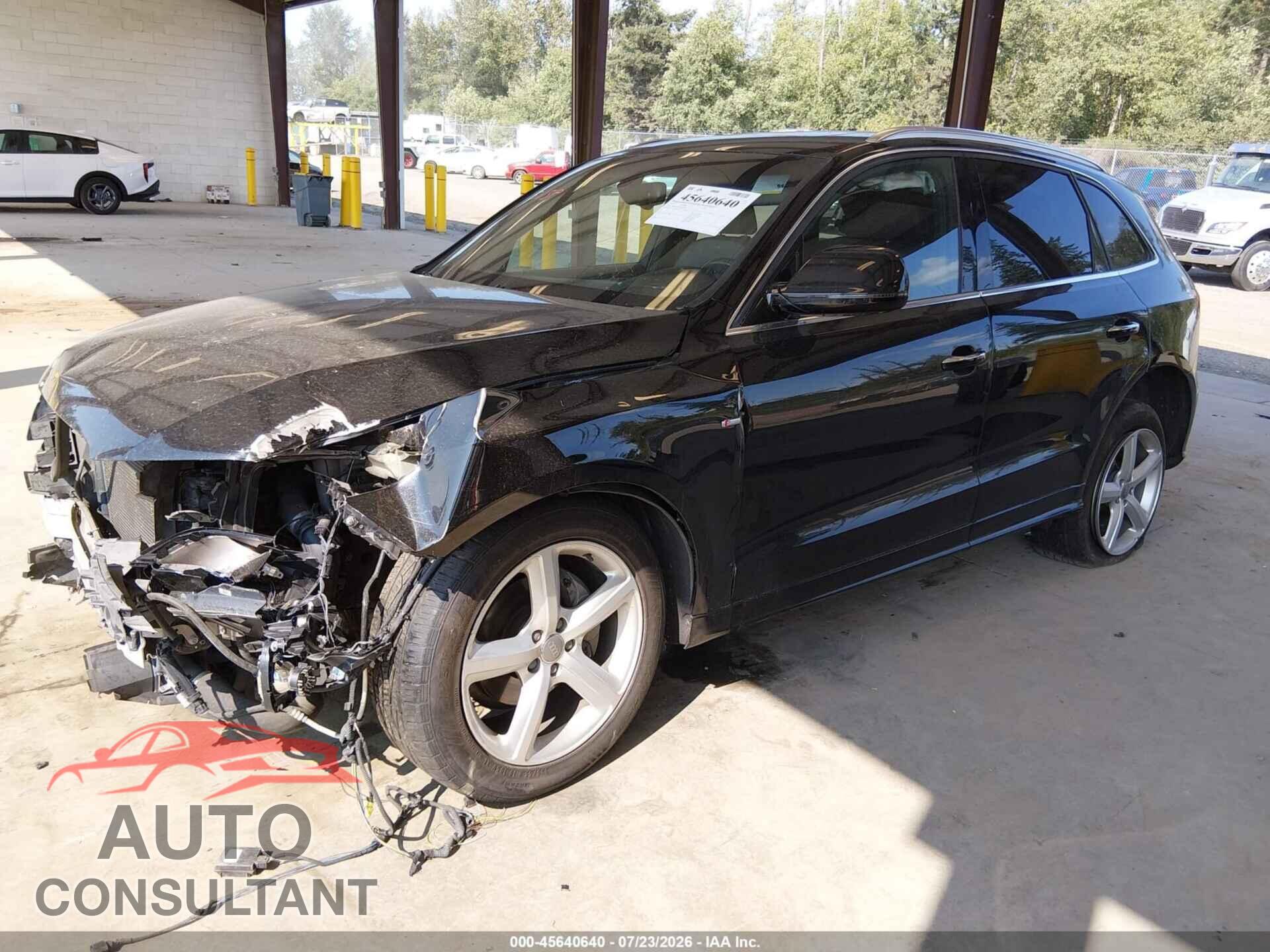 AUDI Q5 2017 - WA1M2AFP0HA038043
