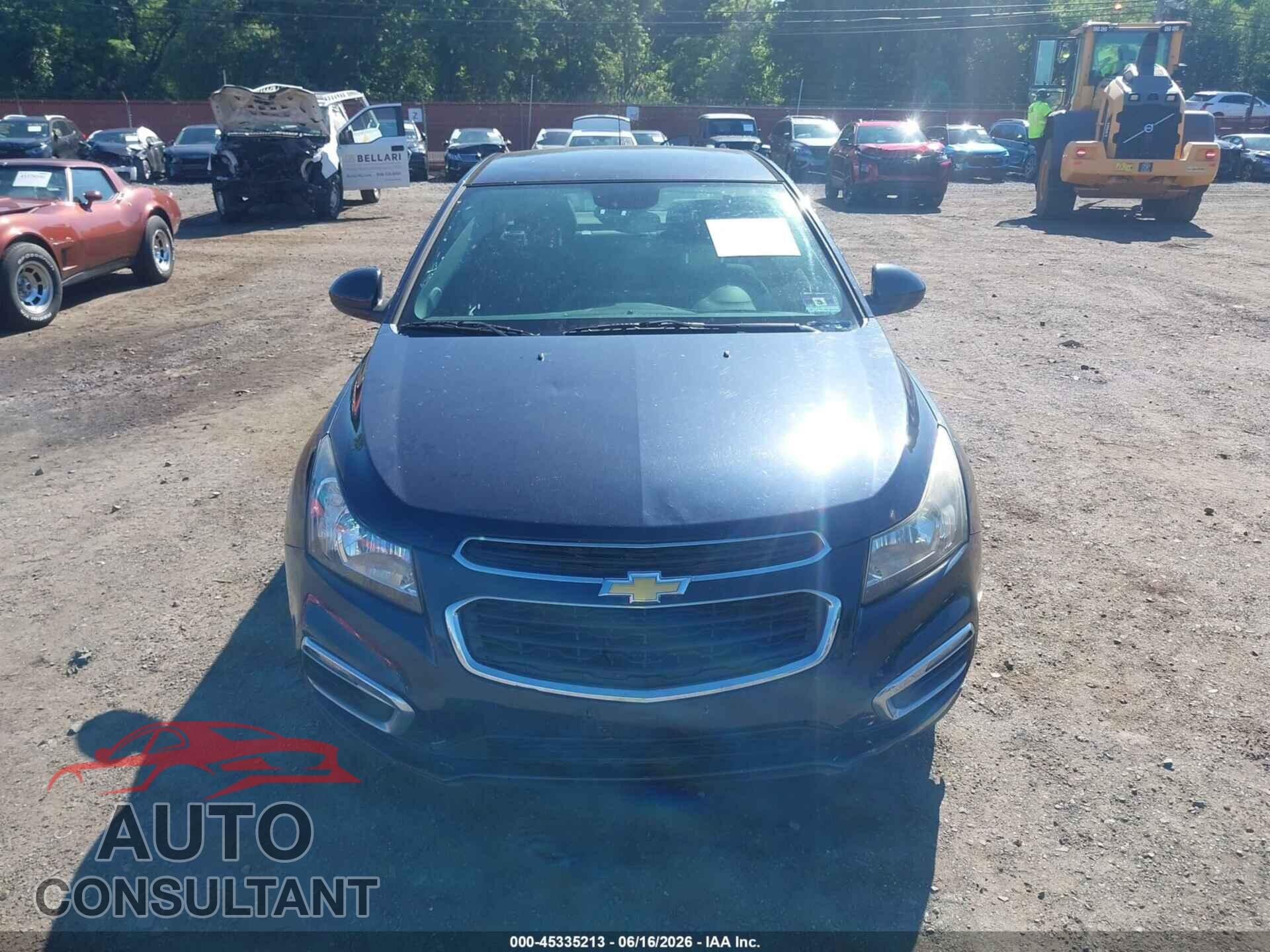 CHEVROLET CRUZE 2015 - 1G1PC5SB1F7203473