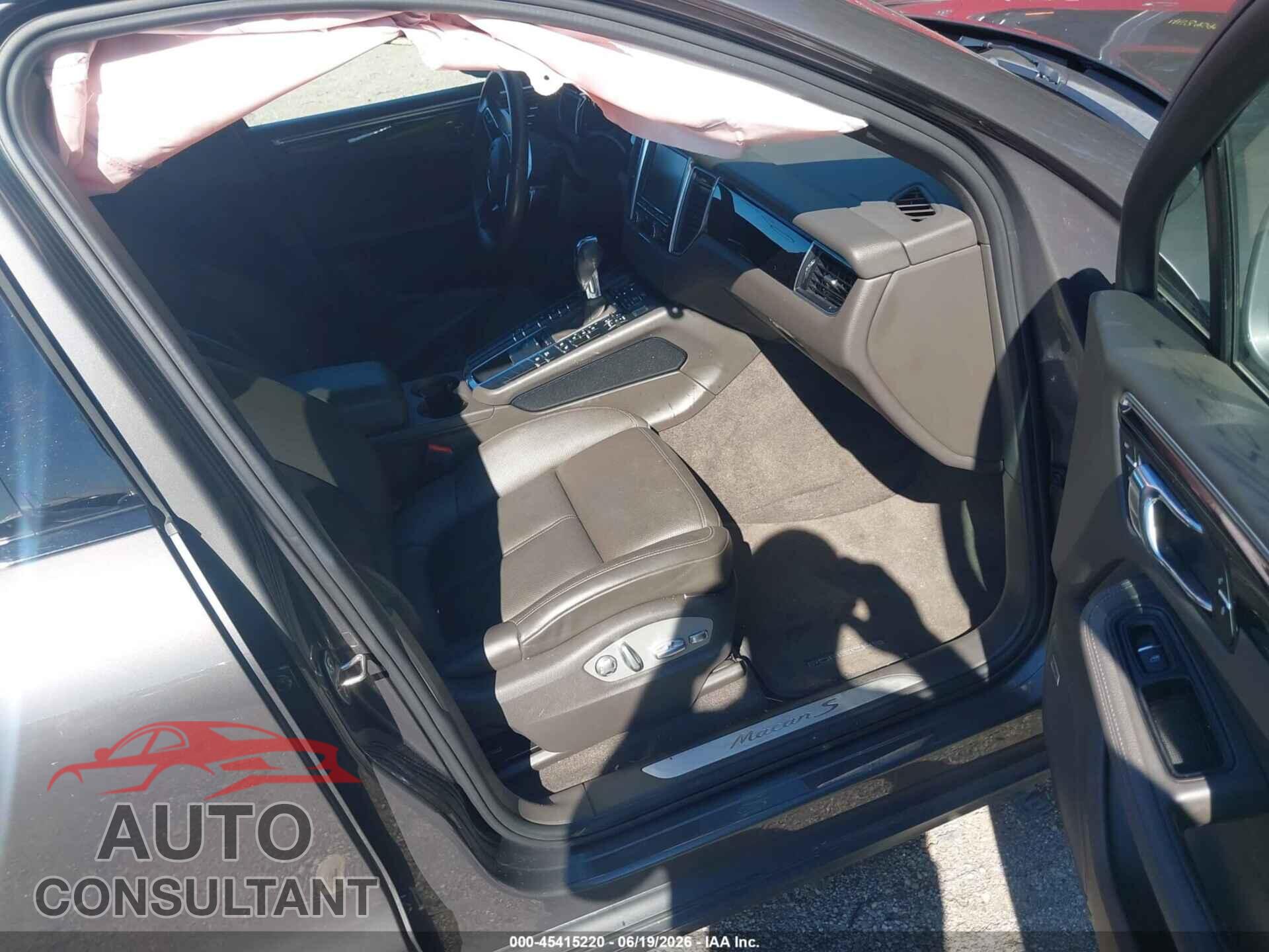 PORSCHE MACAN 2016 - WP1AB2A50GLB56115