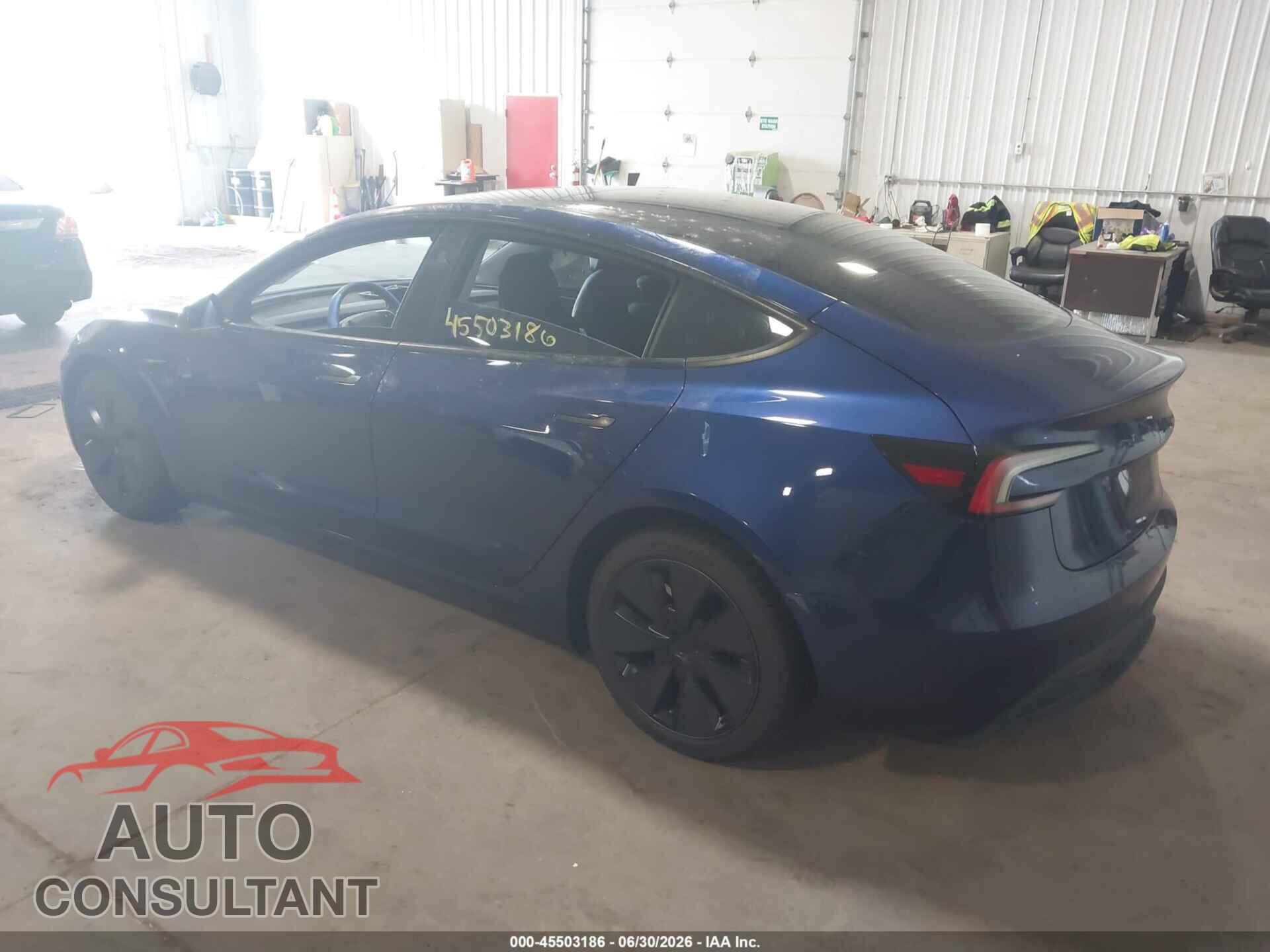 TESLA MODEL 3 2025 - 5YJ3E1EA3SF068593
