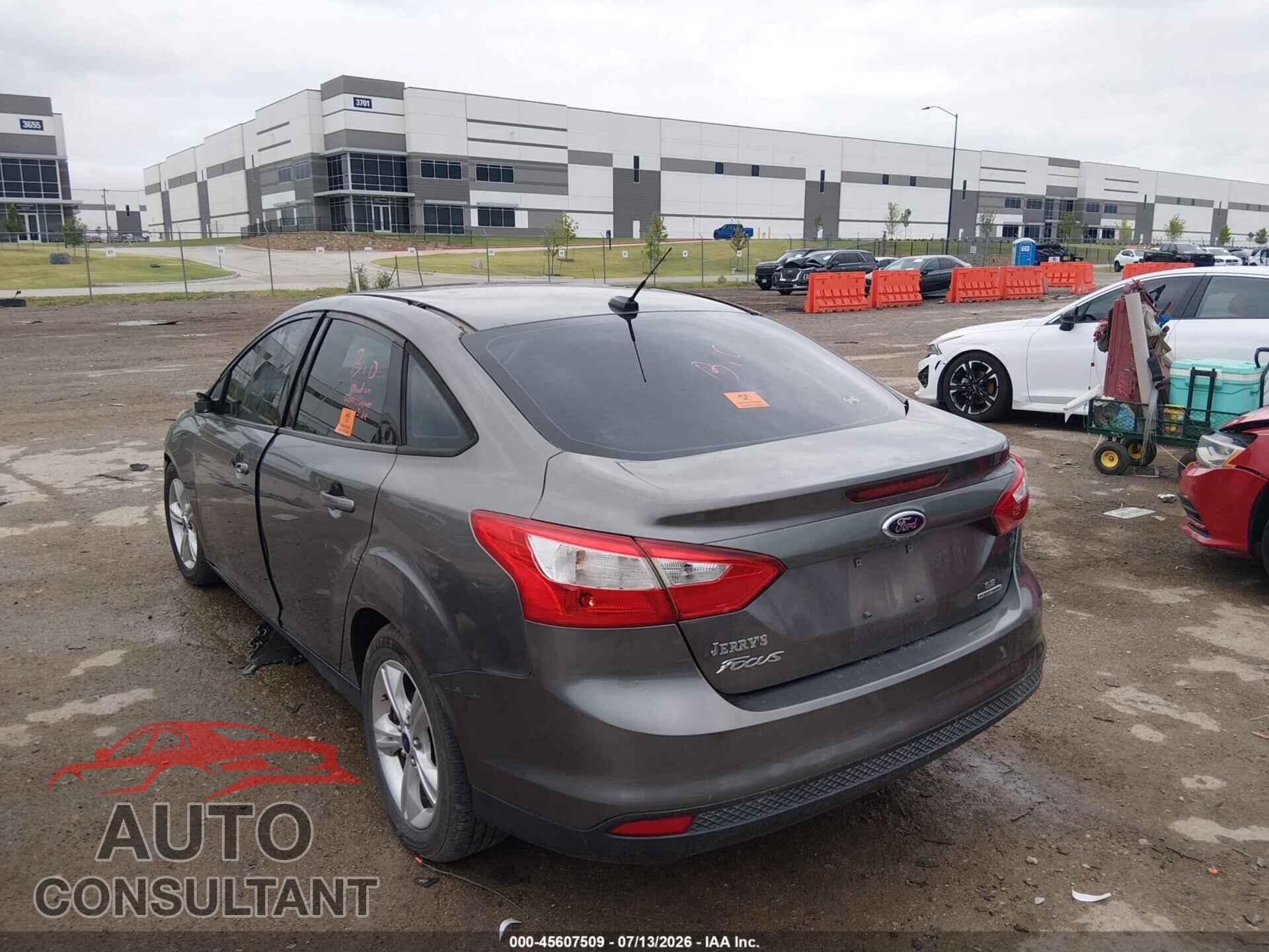 FORD FOCUS 2014 - 1FADP3F23EL266258