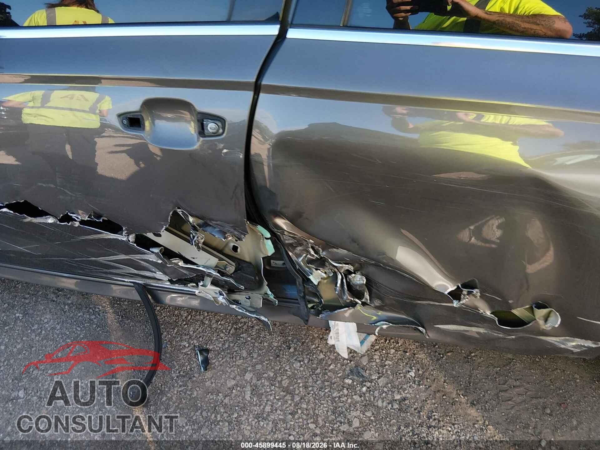 AUDI A6 2016 - WAUGFAFC0GN010767