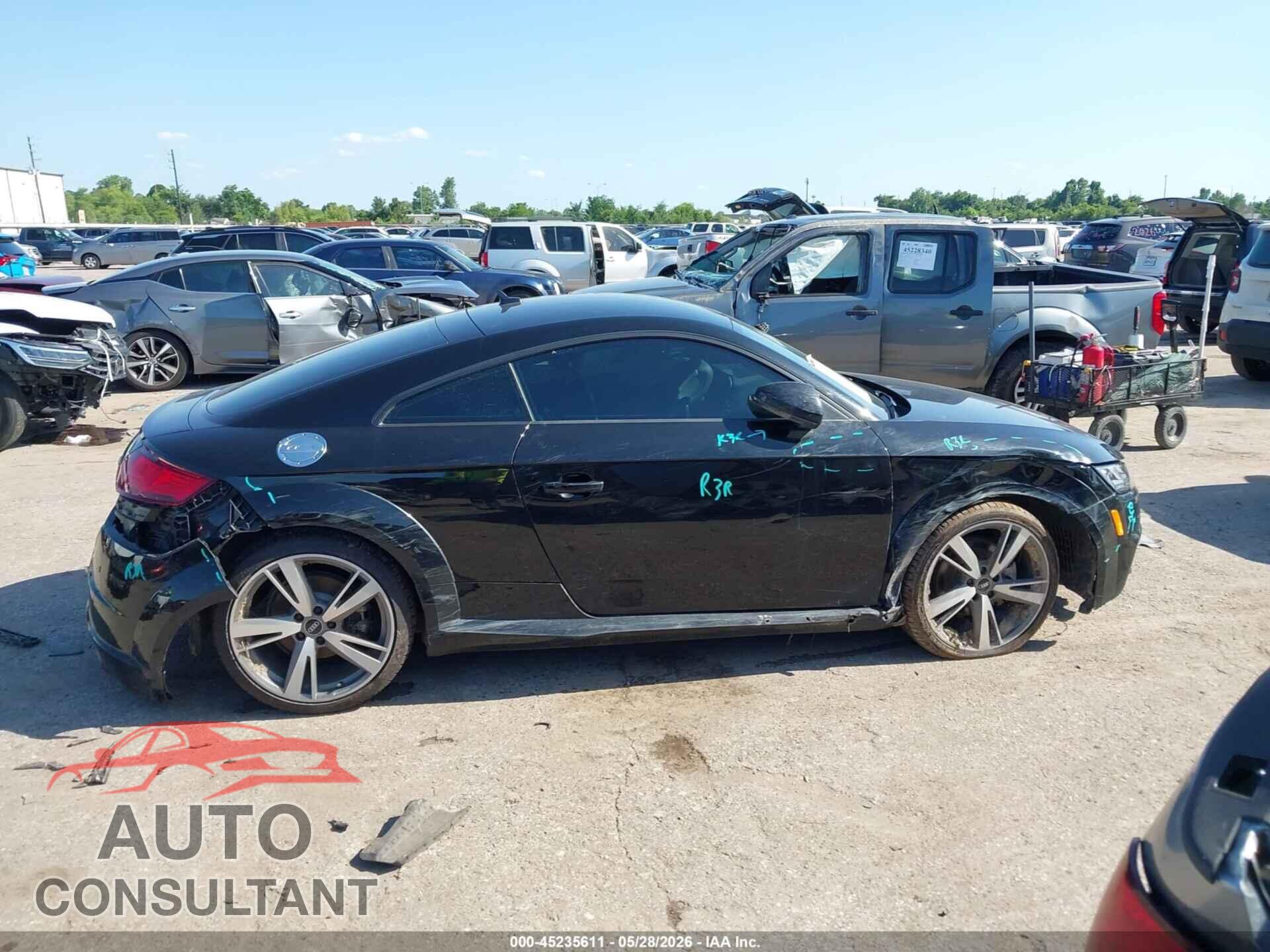 AUDI TT 2021 - TRUAEAFV8M1002244