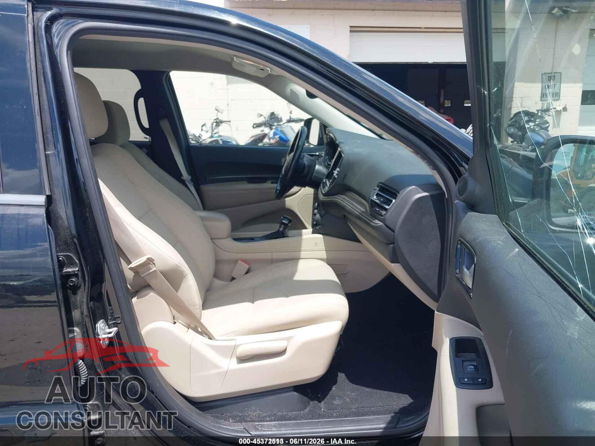 DODGE DURANGO 2021 - 1C4RDJAG3MC688206