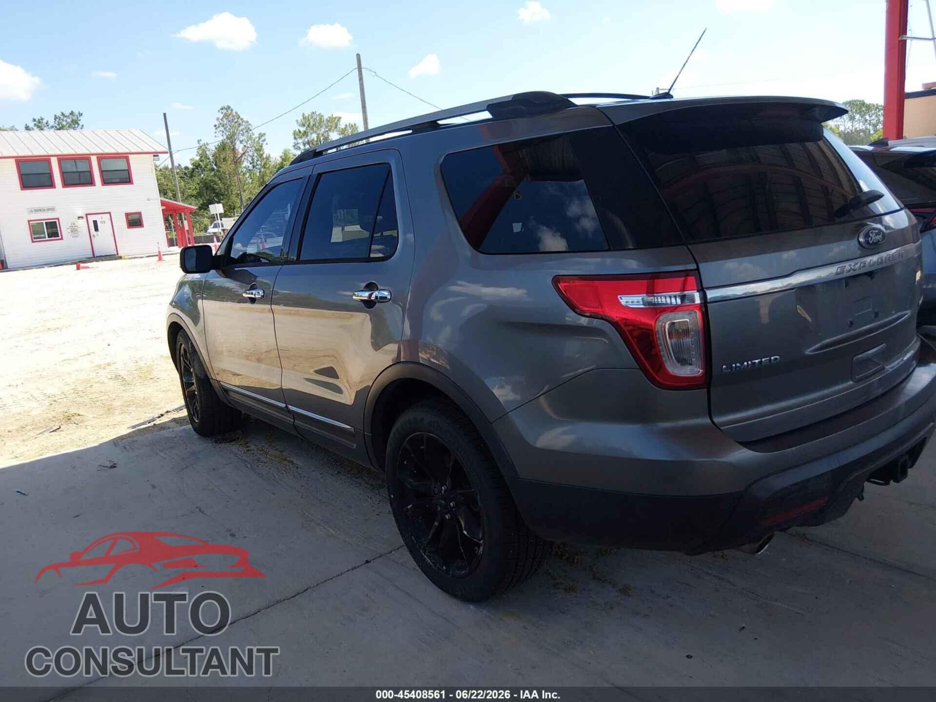FORD EXPLORER 2013 - 1FM5K7F88DGA10600