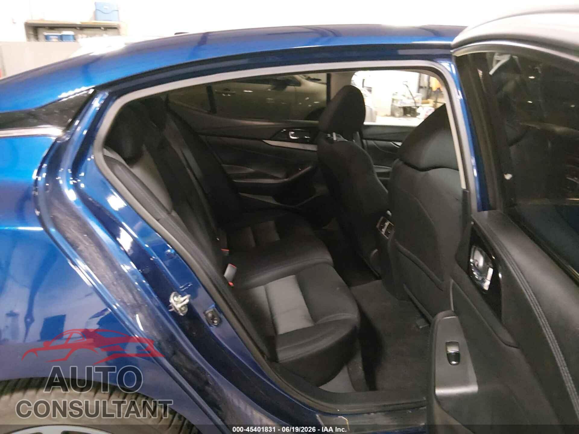 NISSAN MAXIMA 2017 - 1N4AA6AP1HC374441