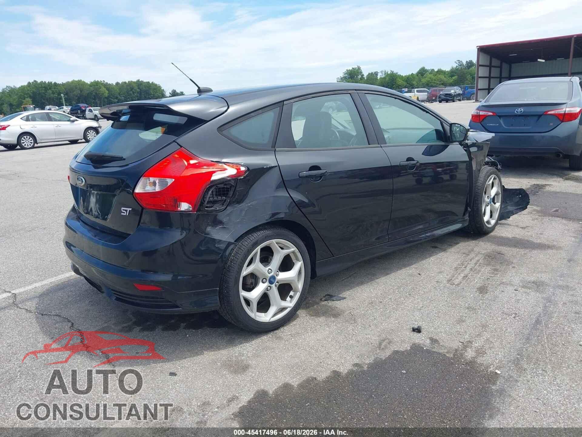 FORD FOCUS ST 2013 - 1FADP3L94DL185818