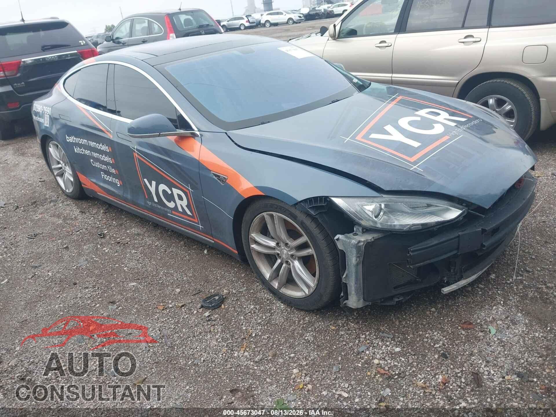 TESLA MODEL S 2013 - 5YJSA1AG4DFP04832