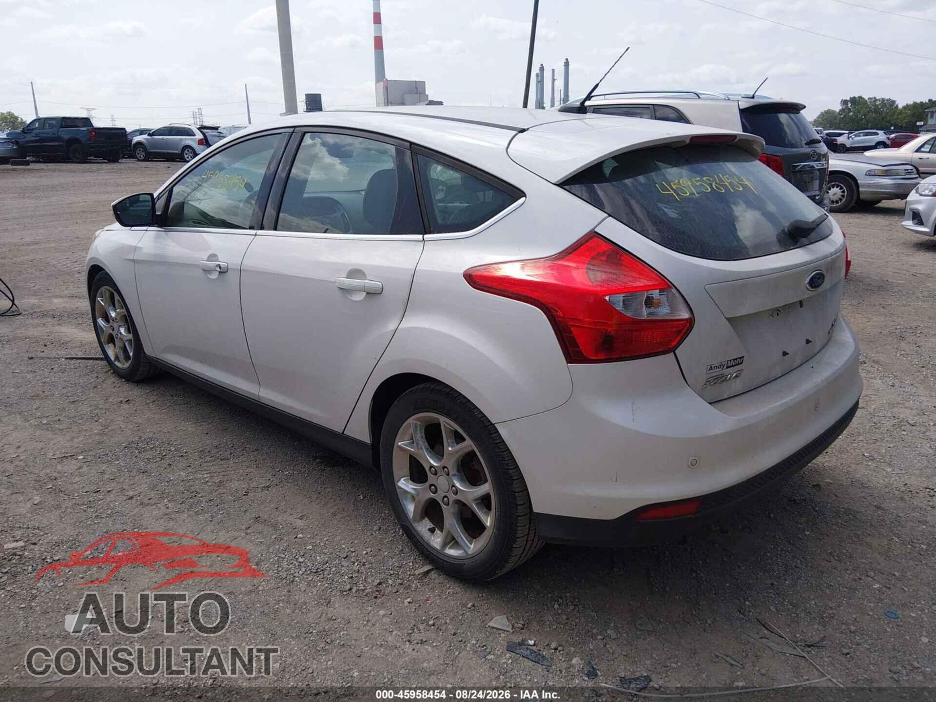 FORD FOCUS 2012 - 1FAHP3M29CL409053