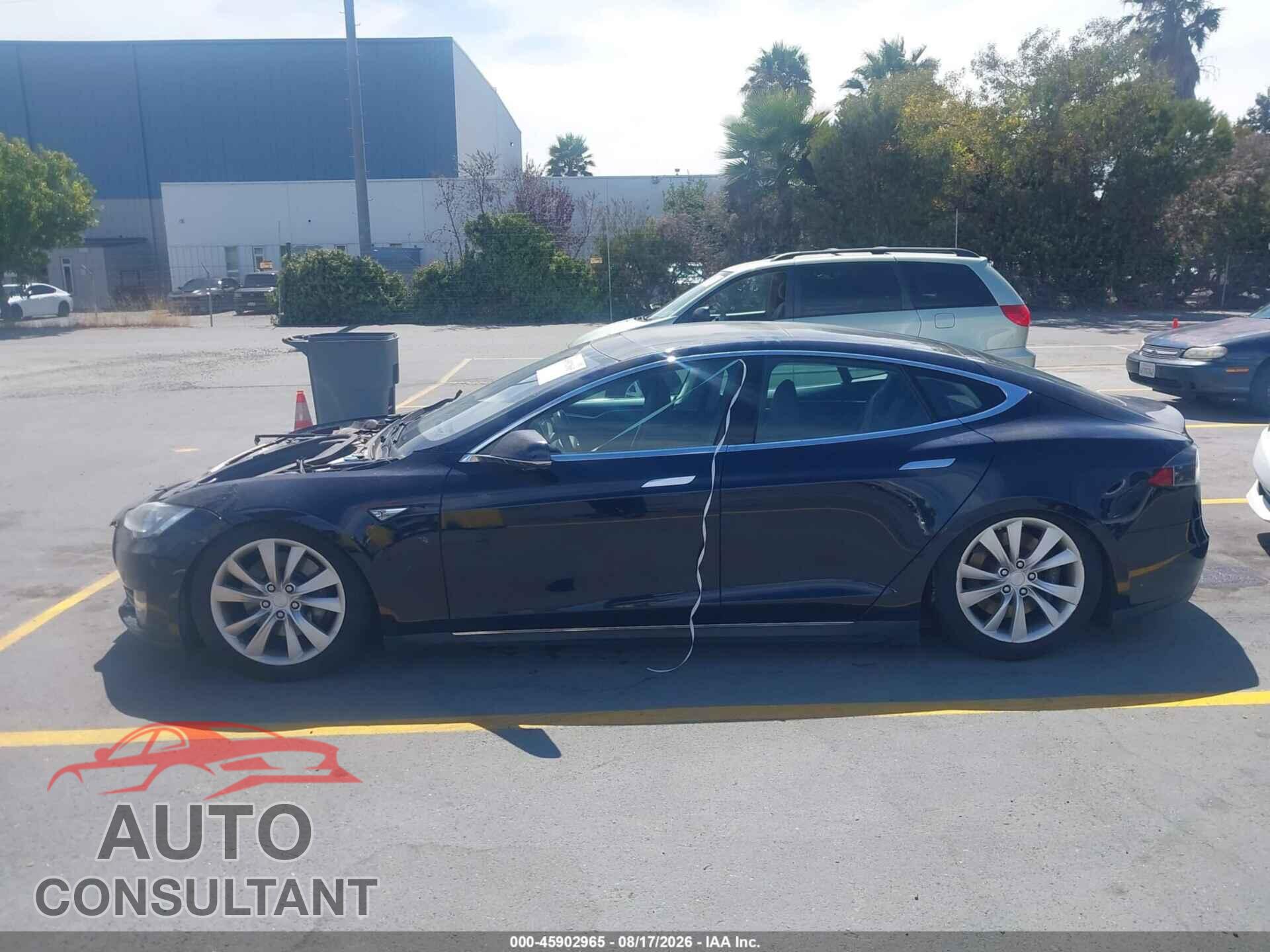 TESLA MODEL S 2013 - 5YJSA1CN4DFP20590