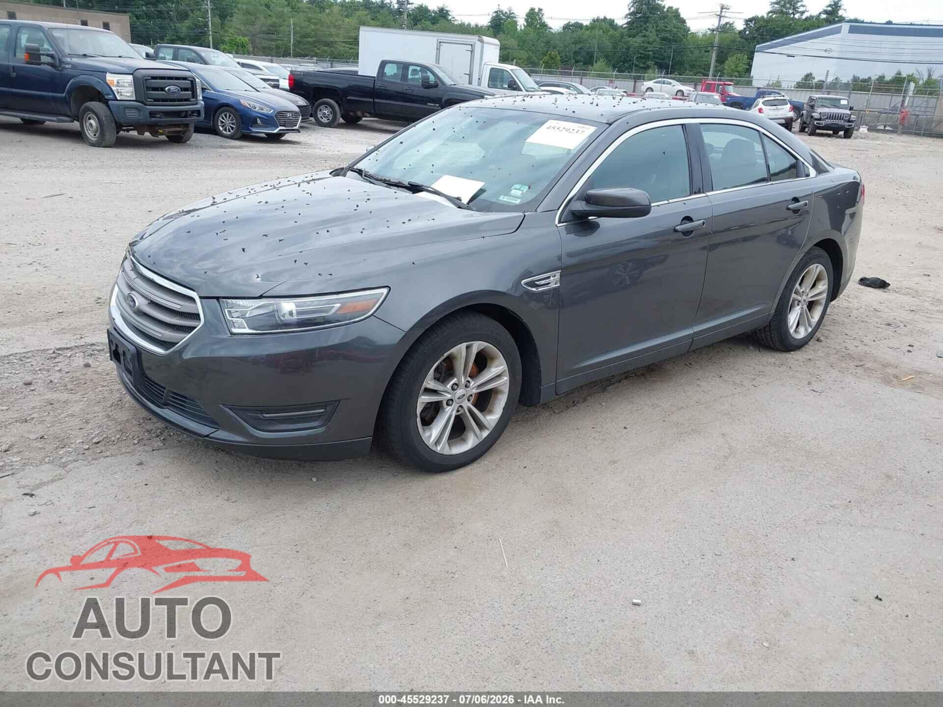 FORD TAURUS 2018 - 1FAHP2H85JG136773