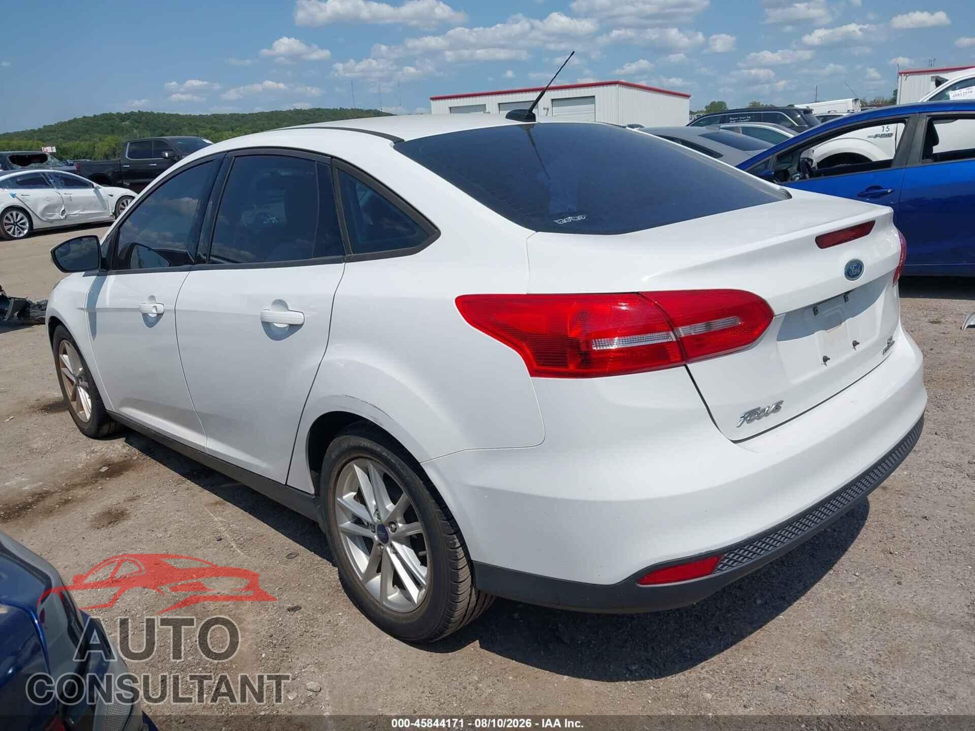 FORD FOCUS 2016 - 1FADP3F24GL290927