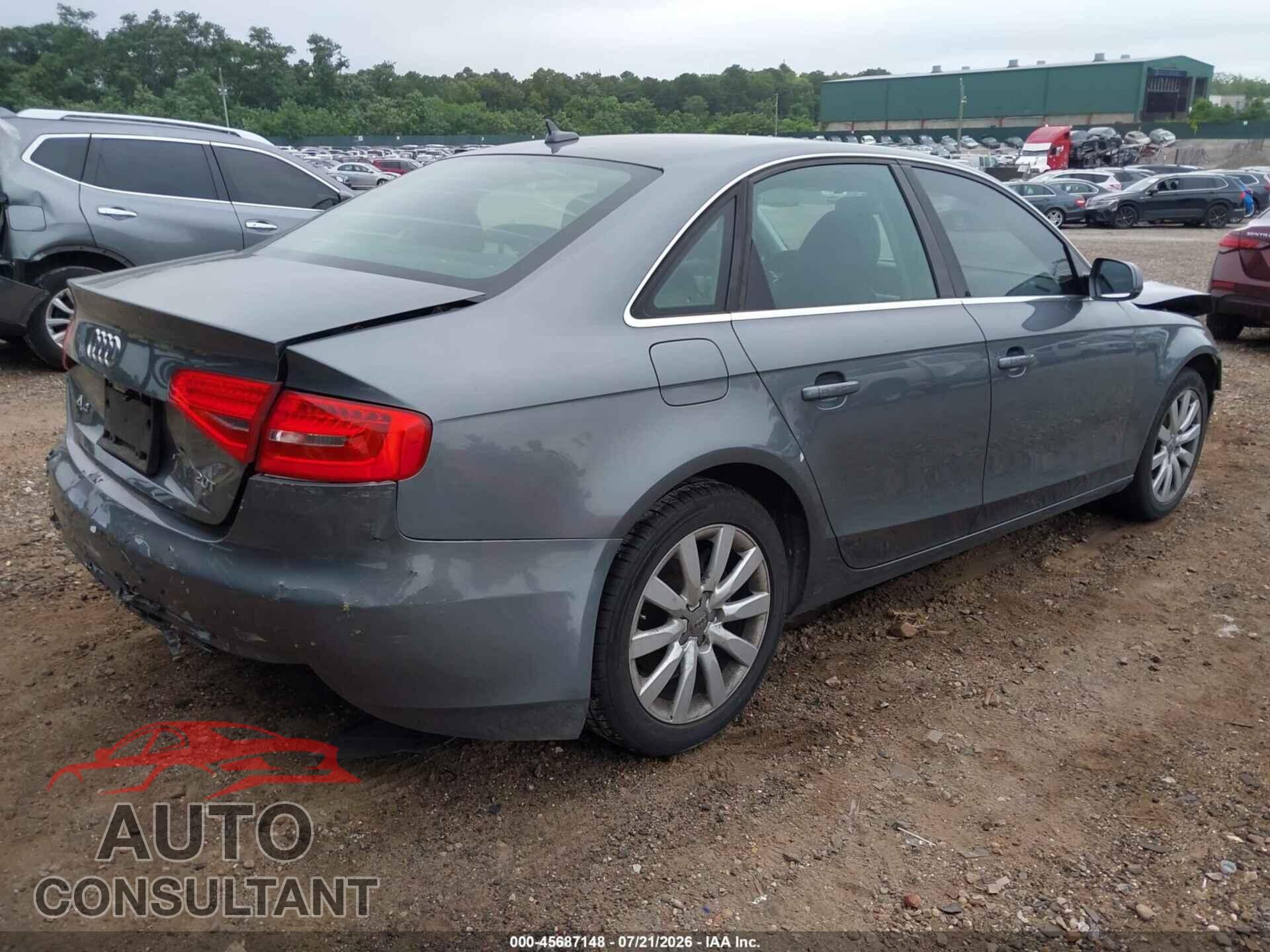AUDI A4 2013 - WAUAFAFL3DN018010