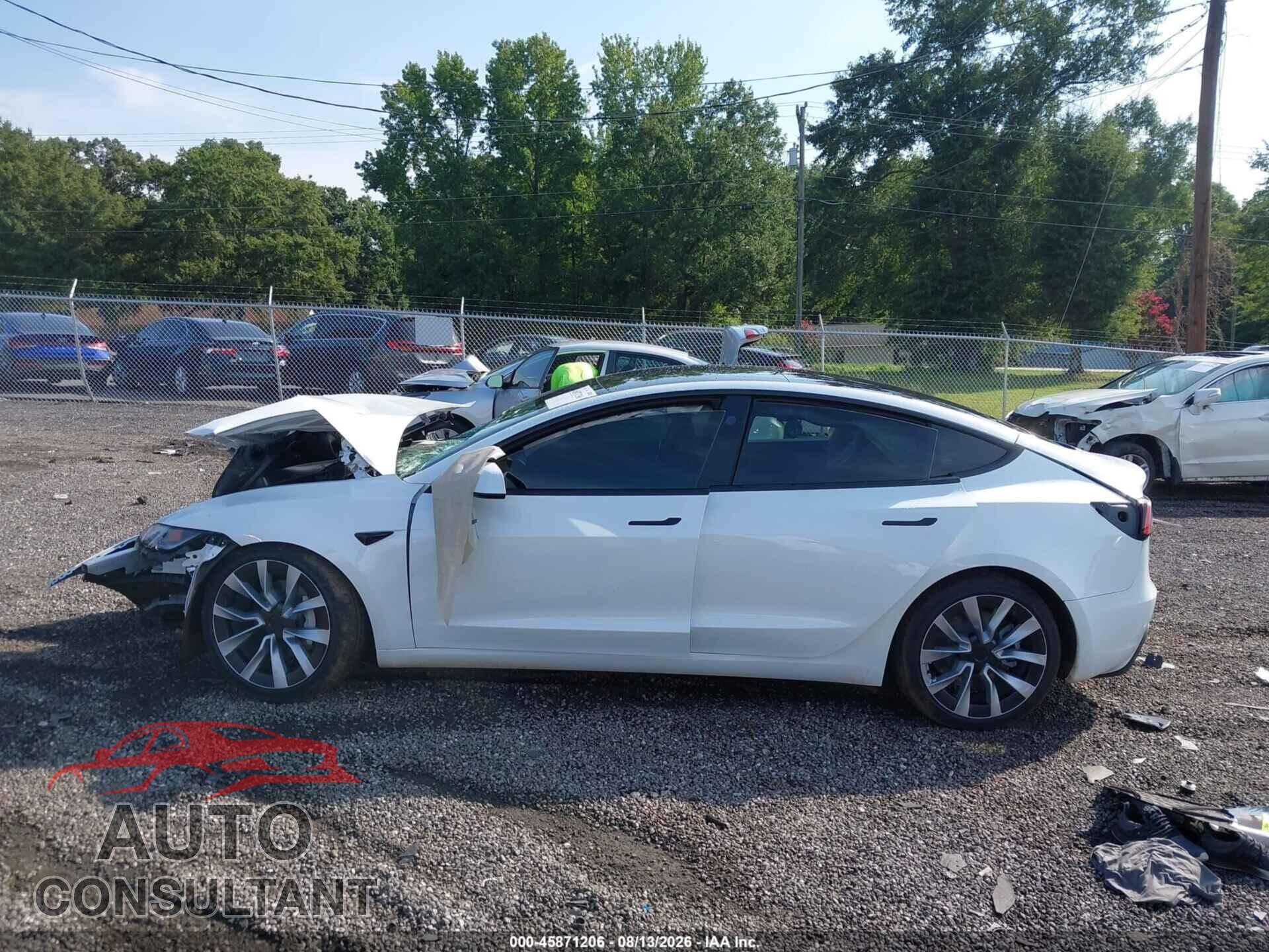 TESLA MODEL 3 2026 - 5YJ3E1EA4TF201251