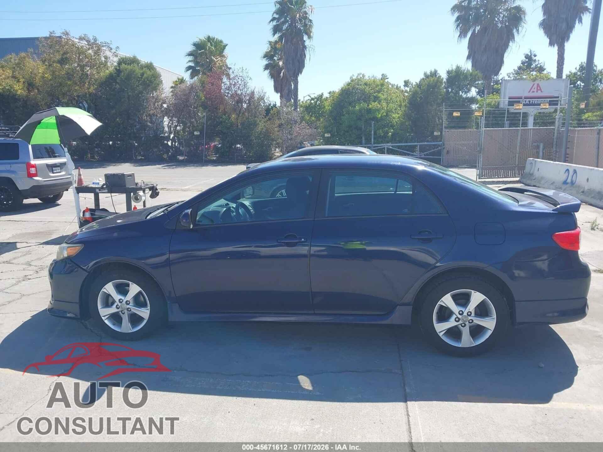 TOYOTA COROLLA 2013 - 2T1BU4EEXDC955893