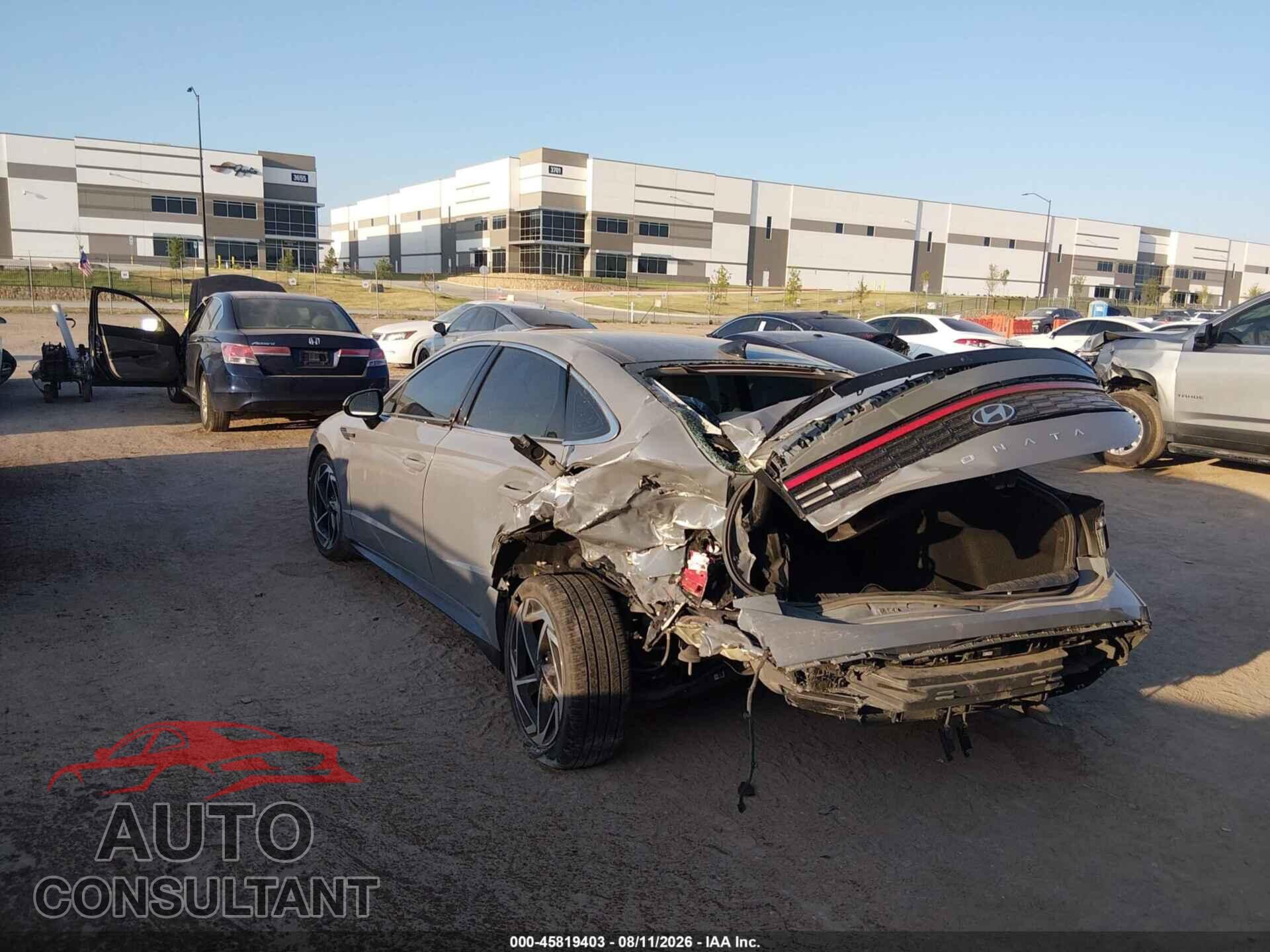 HYUNDAI SONATA 2024 - KMHL14JAXRA358802