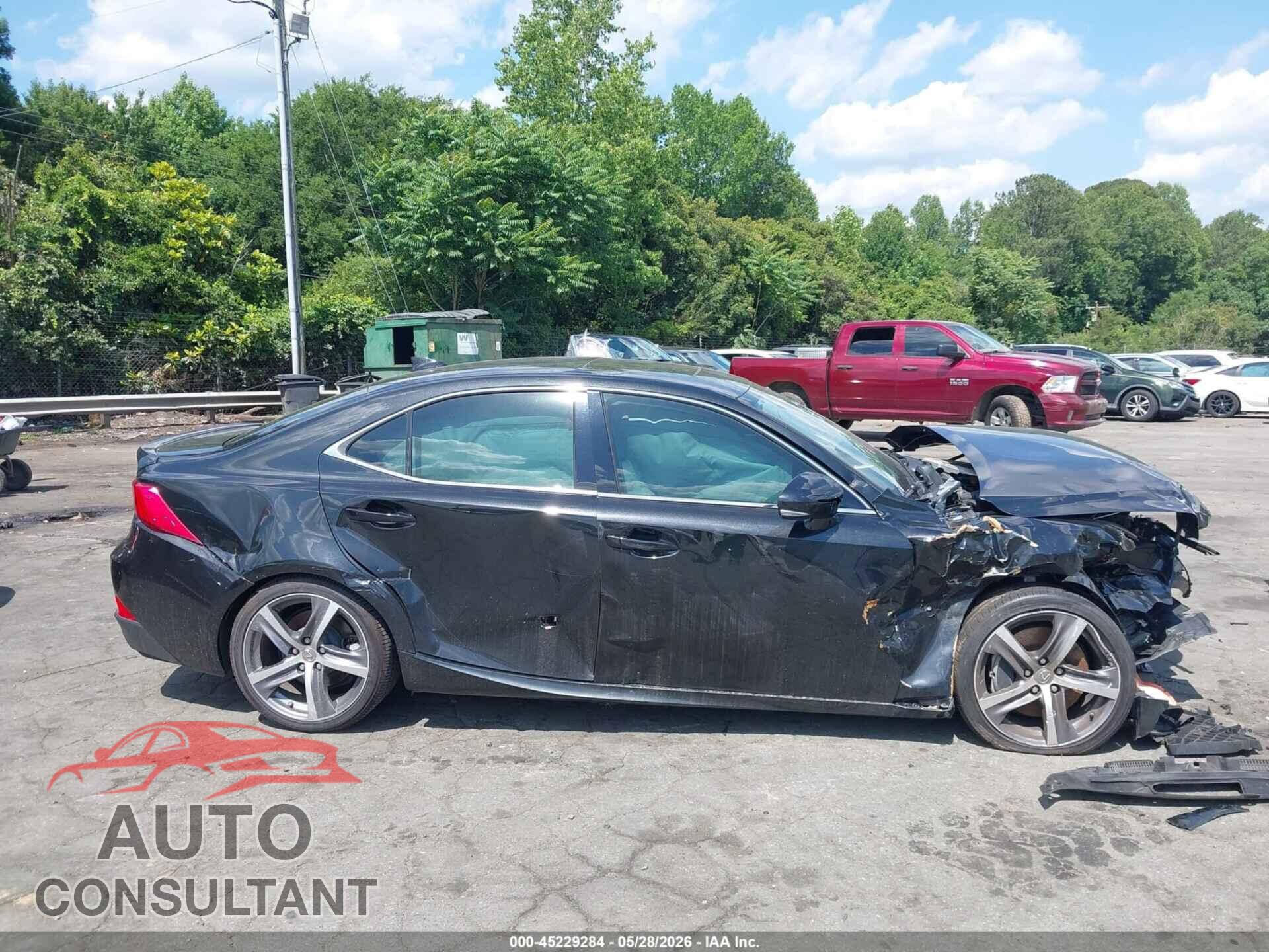 LEXUS IS 300 2017 - JTHCM1D27H5023694