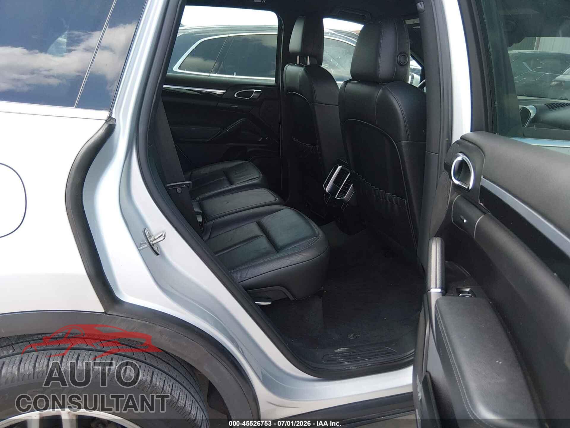 PORSCHE CAYENNE 2011 - WP1AA2A27BLA03698
