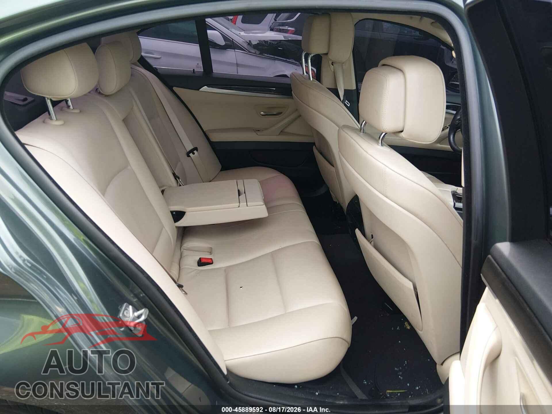 BMW 528I 2012 - WBAXH5C59CDW03857