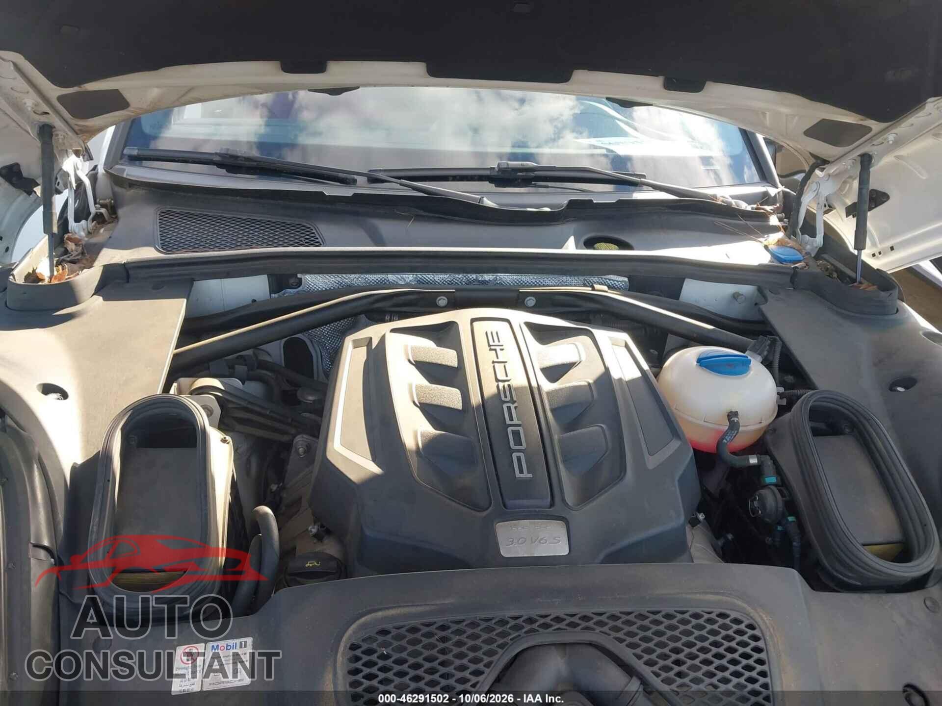 PORSCHE MACAN 2015 - WP1AB2A55FLB56805