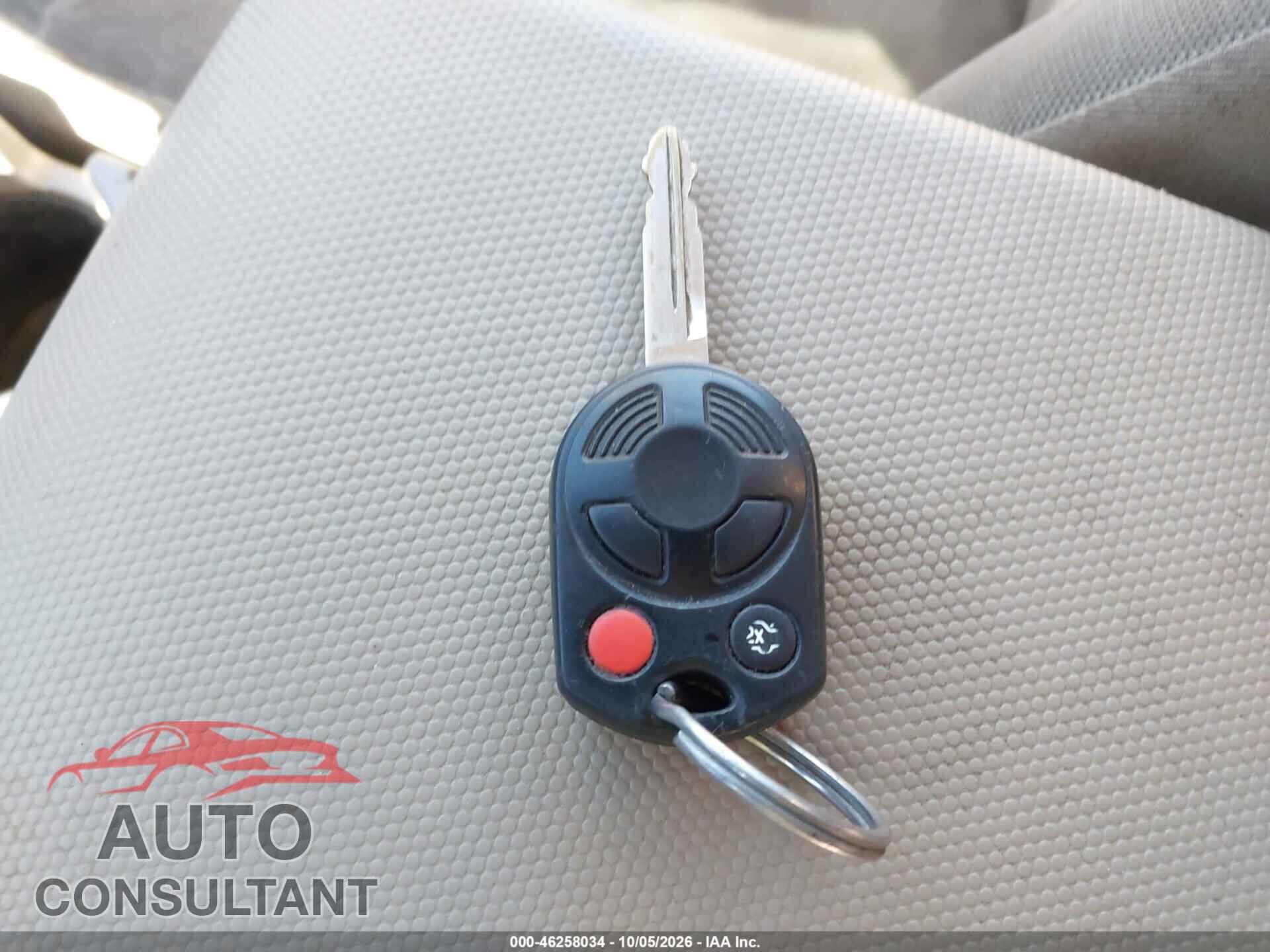 FORD ESCAPE 2012 - 1FMCU9D7XCKA77380
