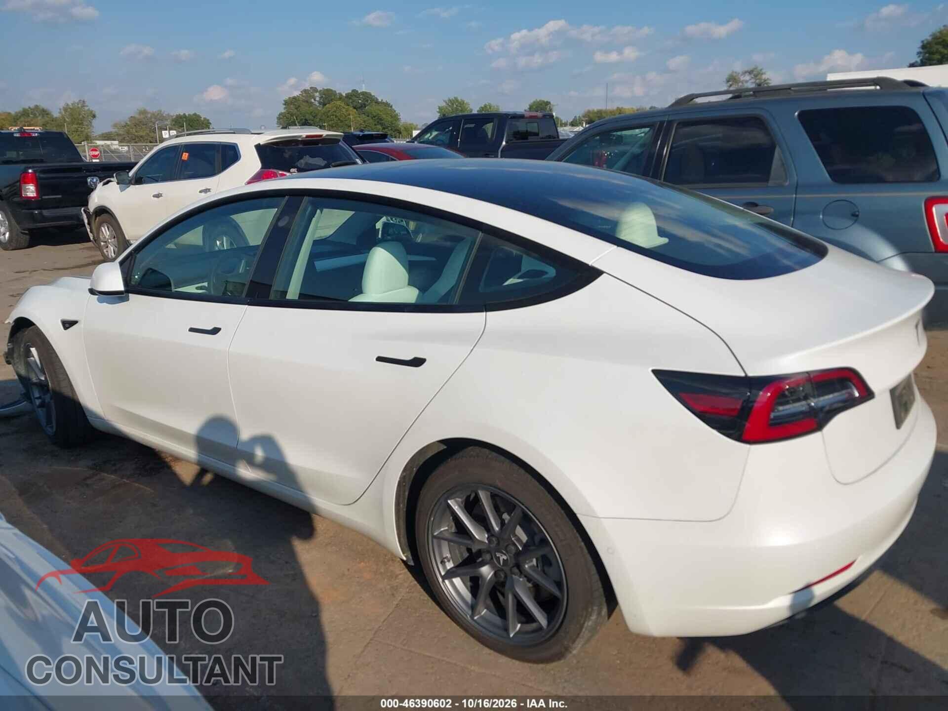 TESLA MODEL 3 2022 - 5YJ3E1EA9NF342237
