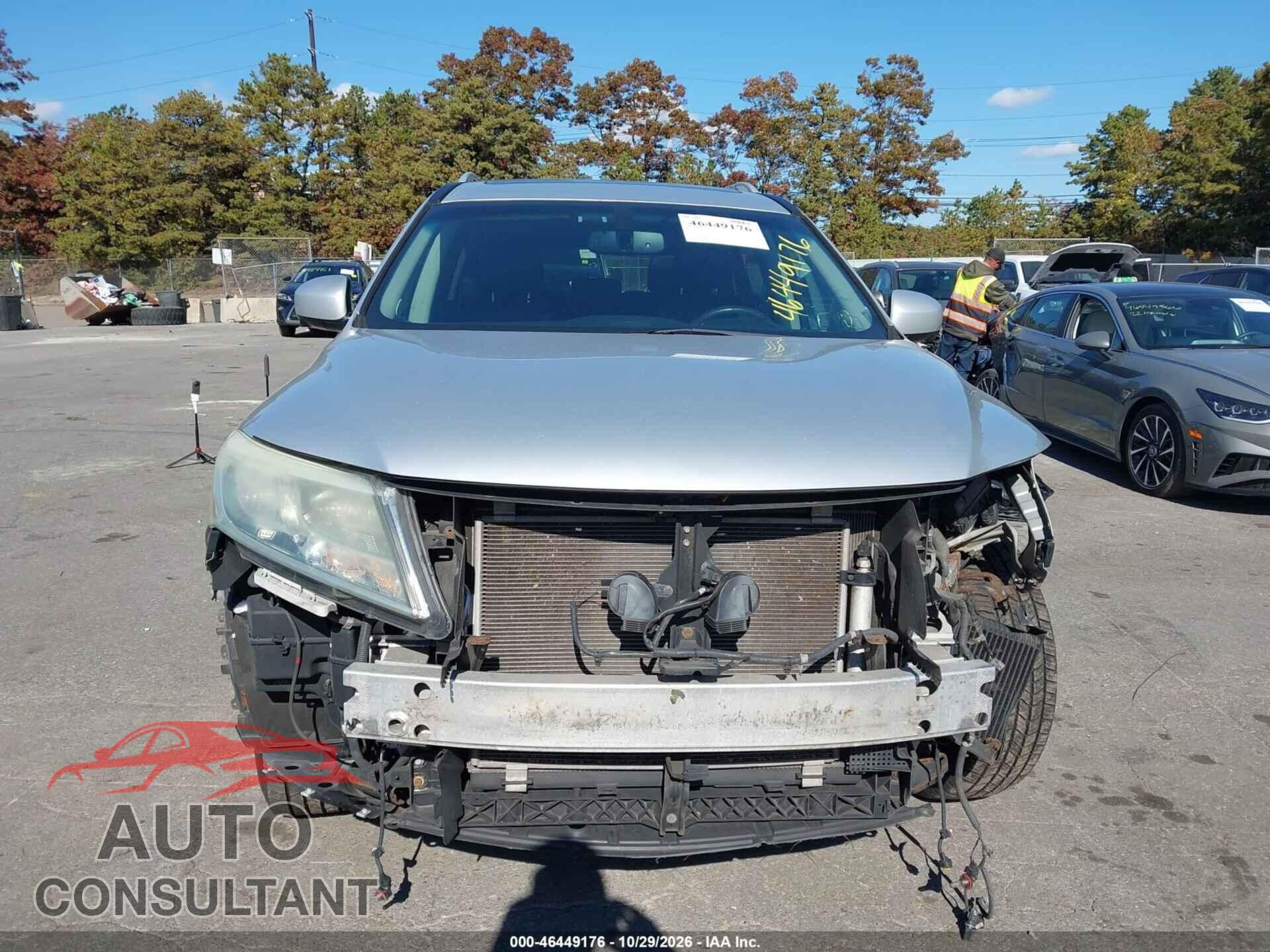 NISSAN PATHFINDER 2015 - 5N1AR2MM3FC722908