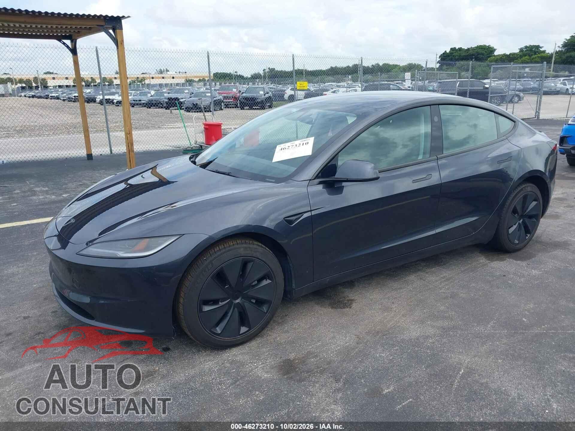 TESLA MODEL 3 2025 - 5YJ3E1EA4SF033660