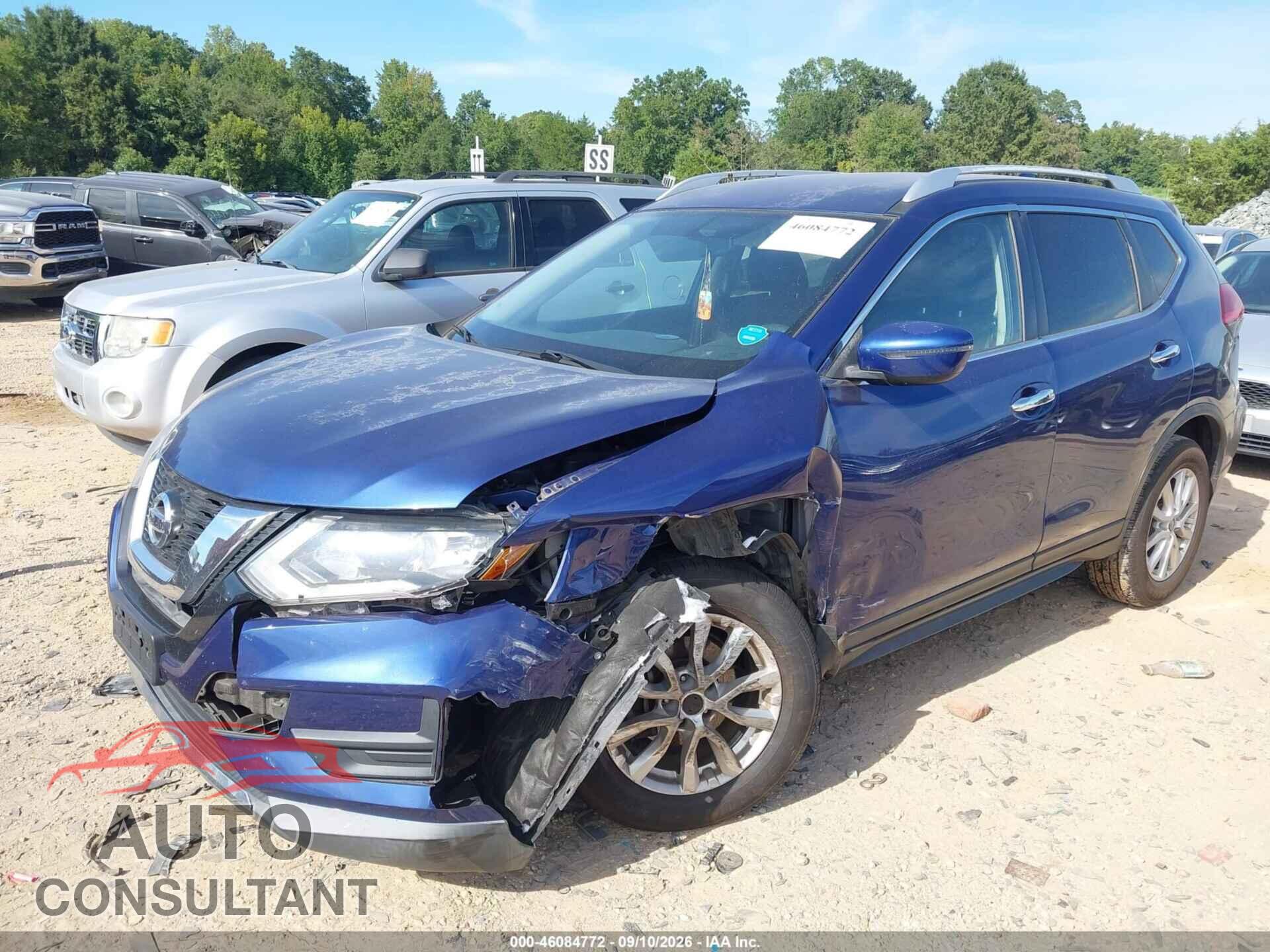 NISSAN ROGUE 2017 - KNMAT2MT3HP501740