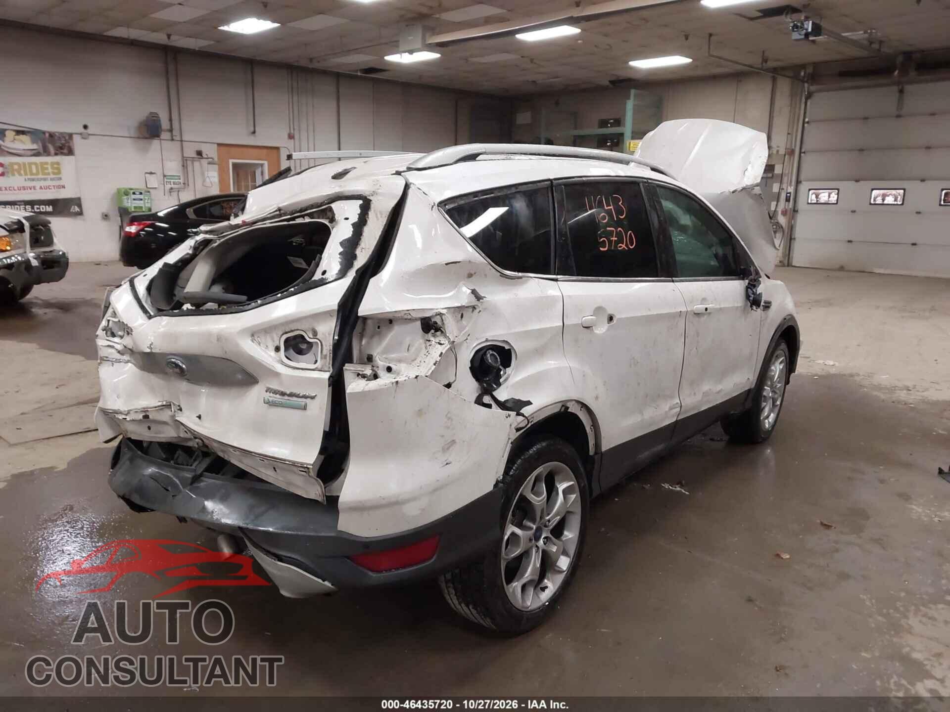 FORD ESCAPE 2016 - 1FMCU0J92GUB23005