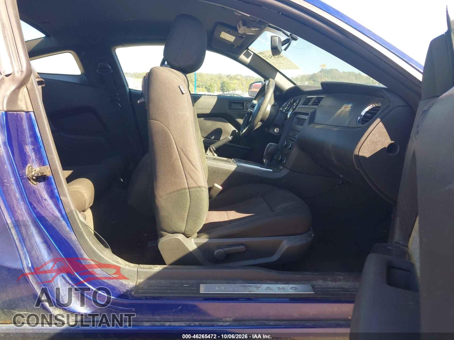 FORD MUSTANG 2014 - 1ZVBP8AM4E5277407