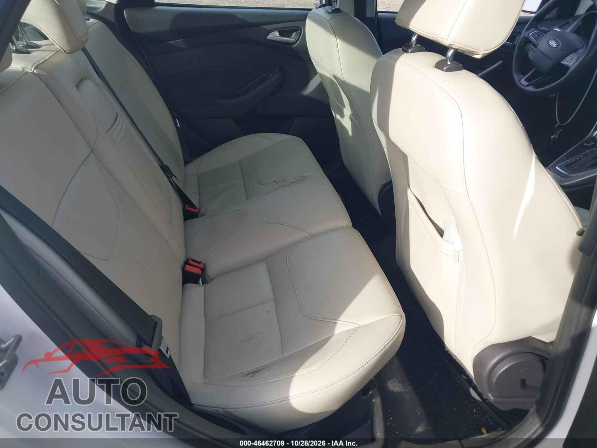 FORD FOCUS 2016 - 1FADP3J22GL385025