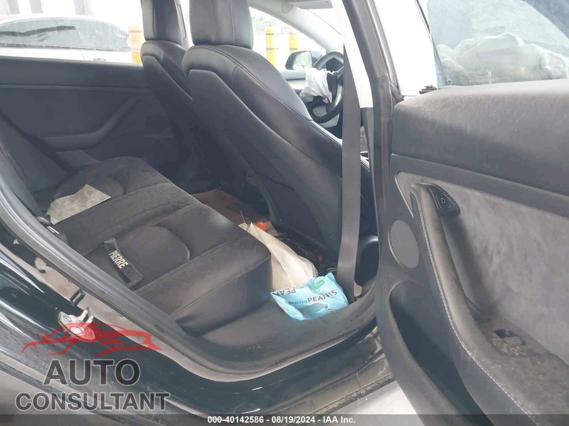 TESLA MODEL 3 2022 - 5YJ3E1EA5NF191753