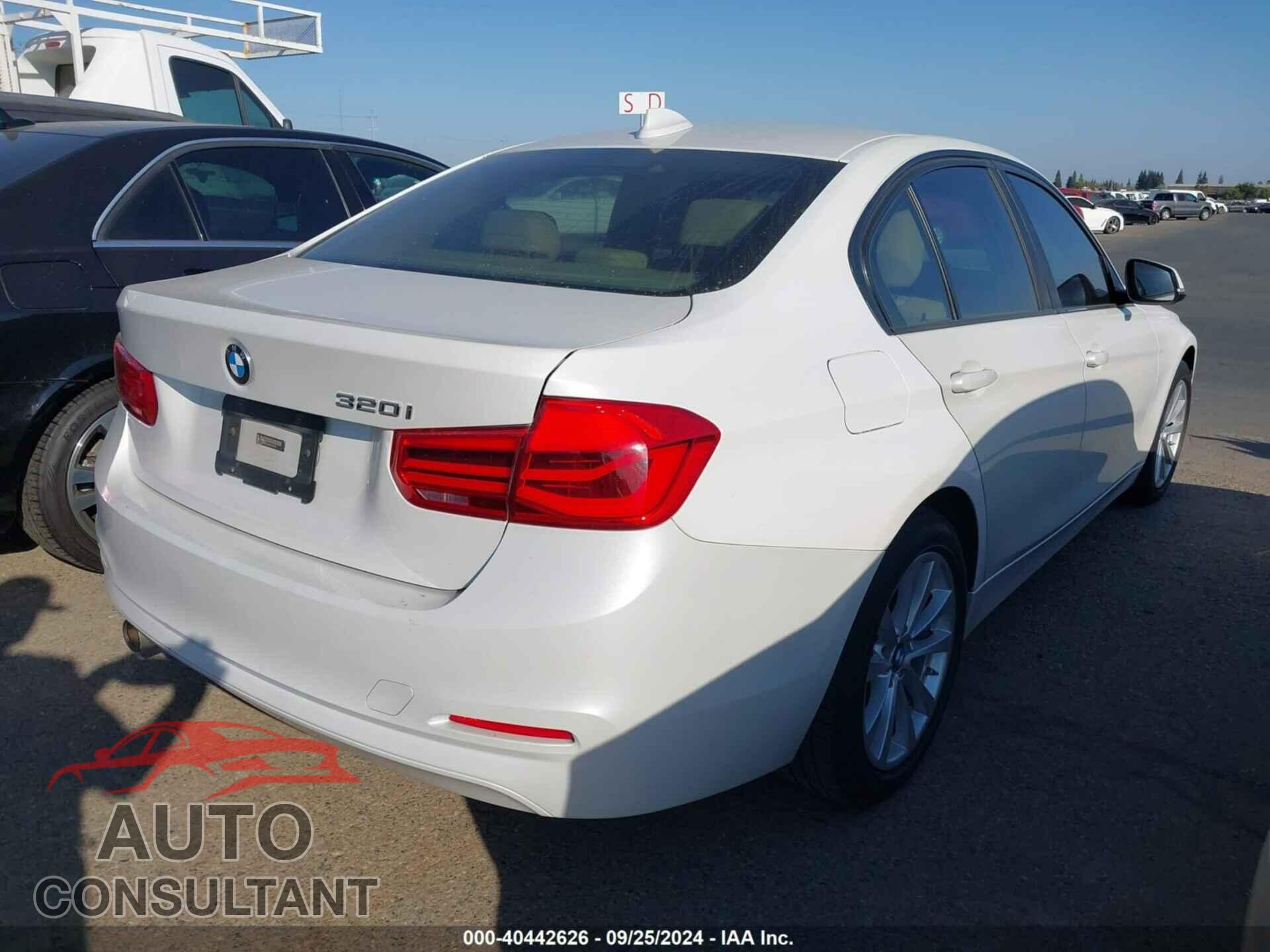 BMW 320 2016 - WBA8A9C59GK617081