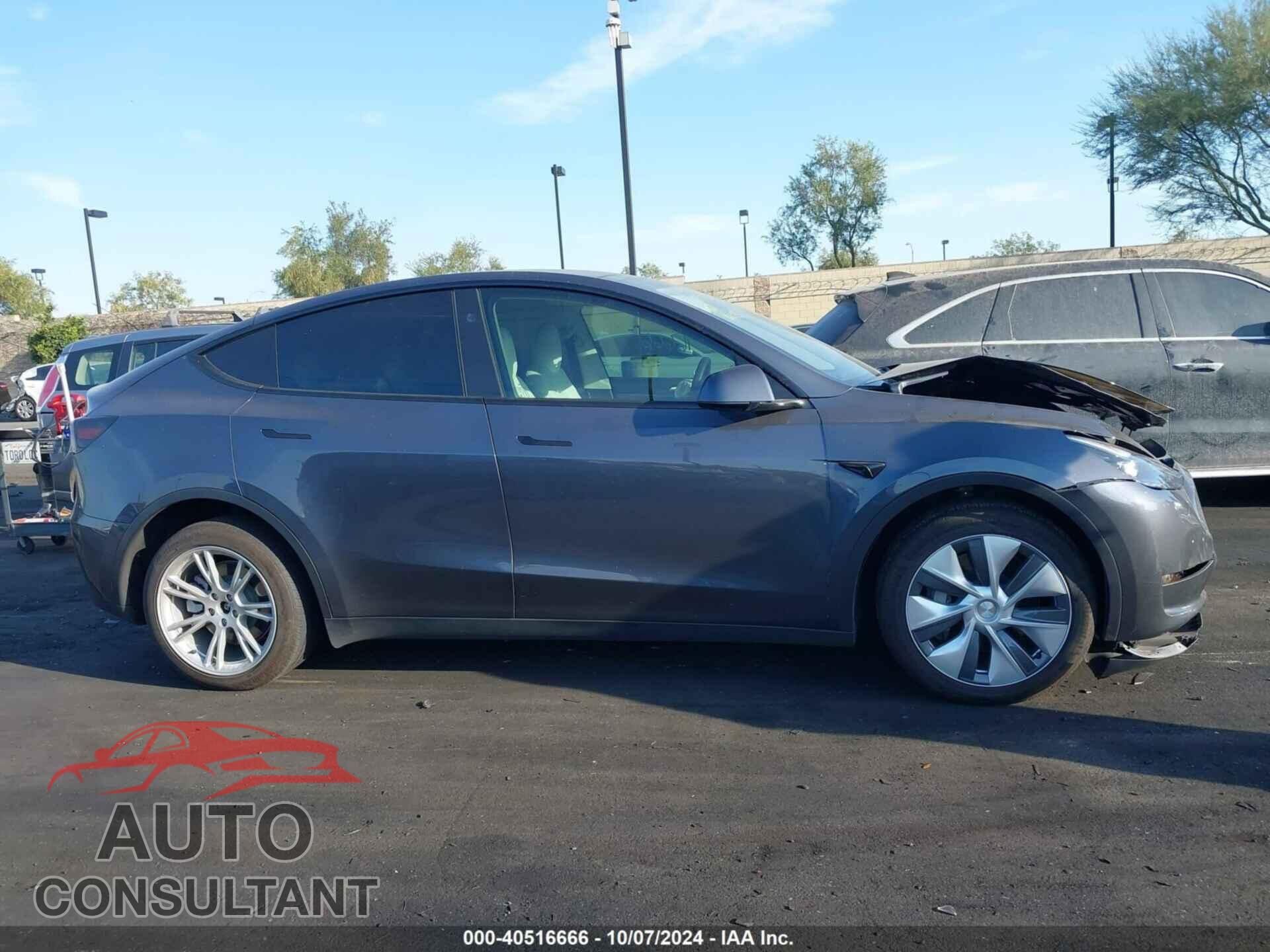 TESLA MODEL Y 2023 - 7SAYGDEE5PF852742