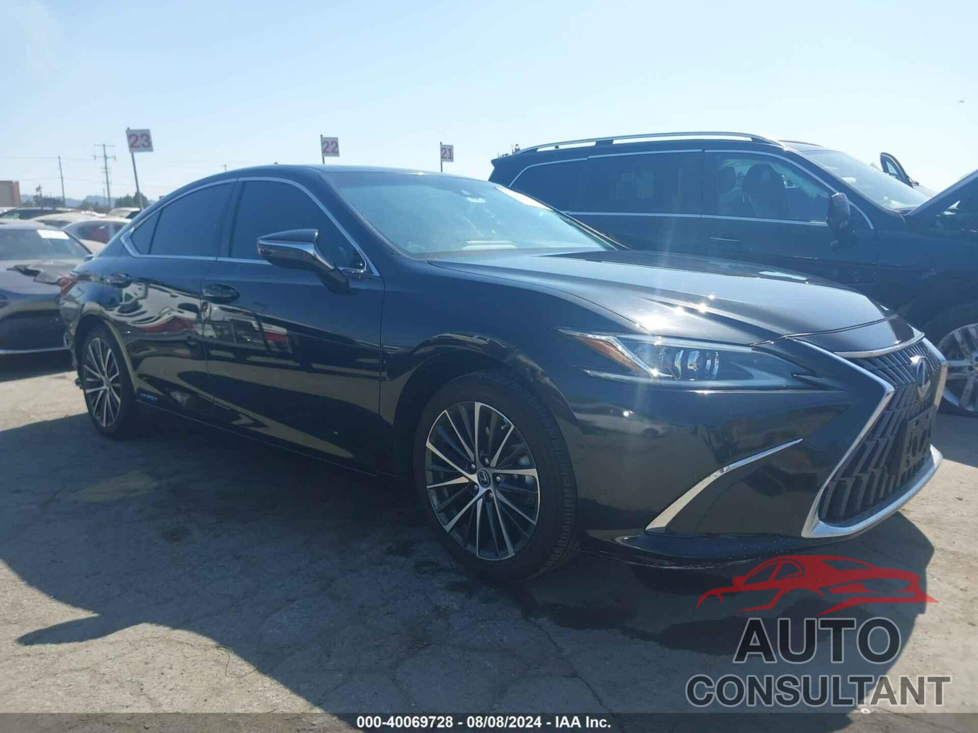 LEXUS ES 300H 2022 - 58ADA1C13NU025245