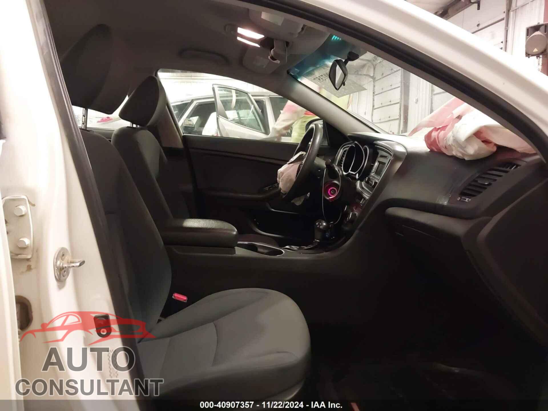 KIA OPTIMA 2015 - KNAGM4A77F5631343
