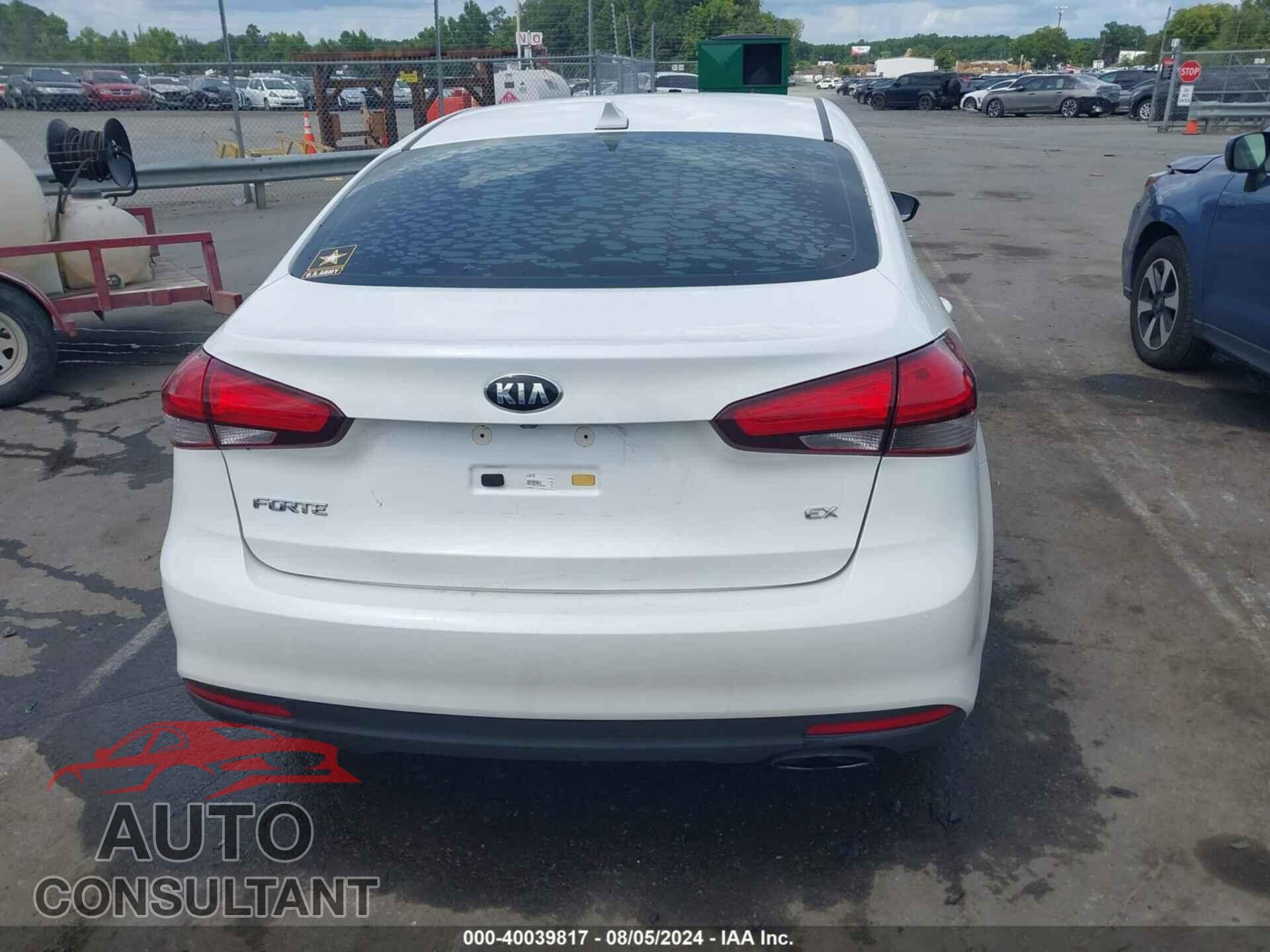 KIA FORTE 2018 - 3KPFL4A87JE196007