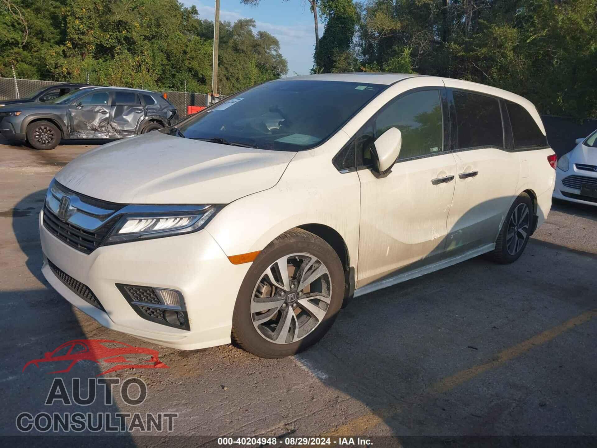 HONDA ODYSSEY 2018 - 5FNRL6H96JB088611