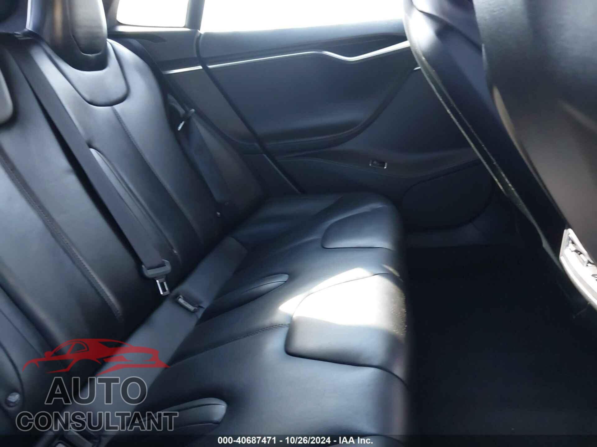 TESLA MODEL S 2015 - 5YJSA1H49FF092335