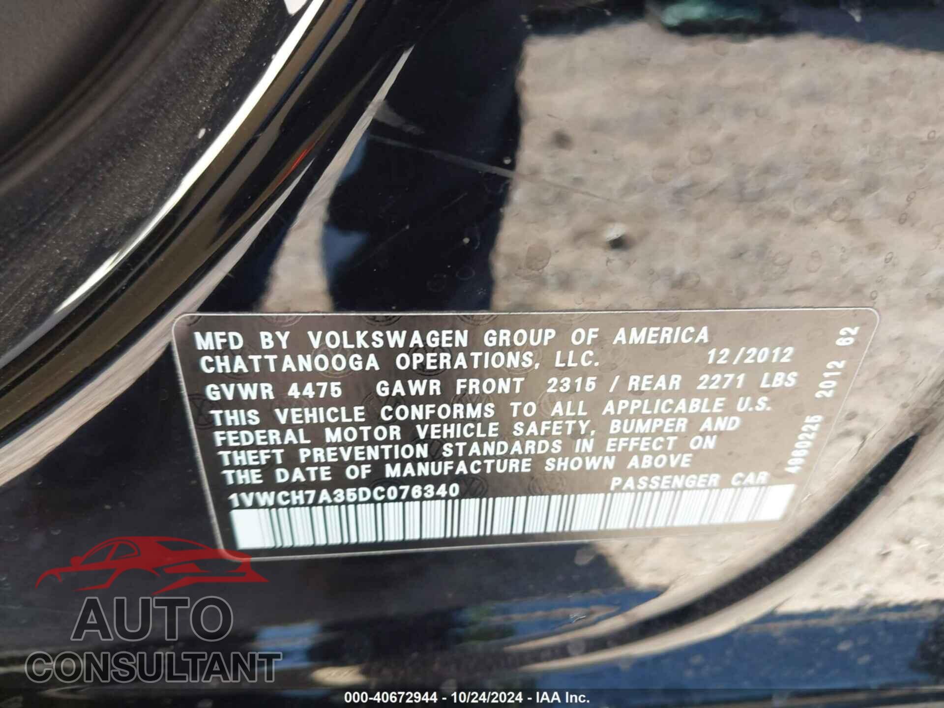 VOLKSWAGEN PASSAT 2013 - 1VWCH7A35DC076340