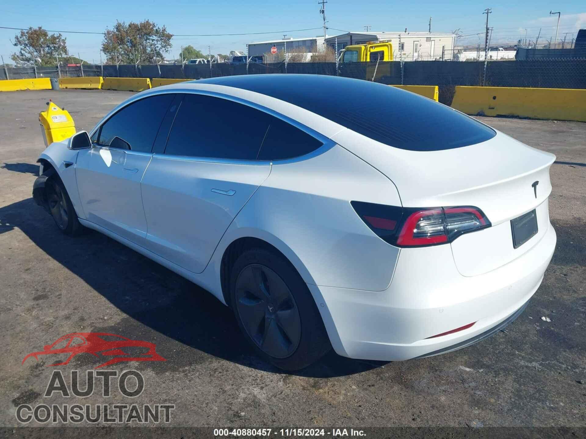 TESLA MODEL 3 2019 - 5YJ3E1EA0KF484813
