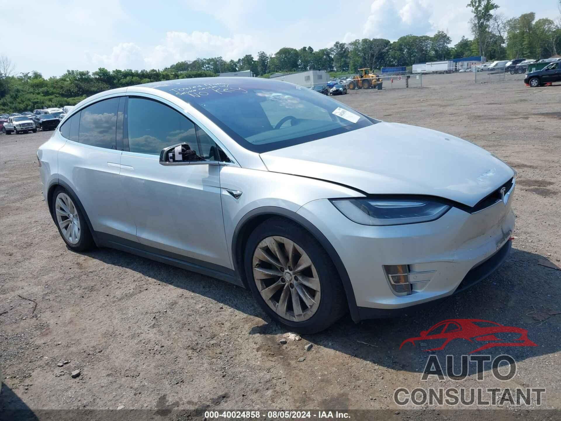 TESLA MODEL X 2017 - 5YJXCDE23HF067843