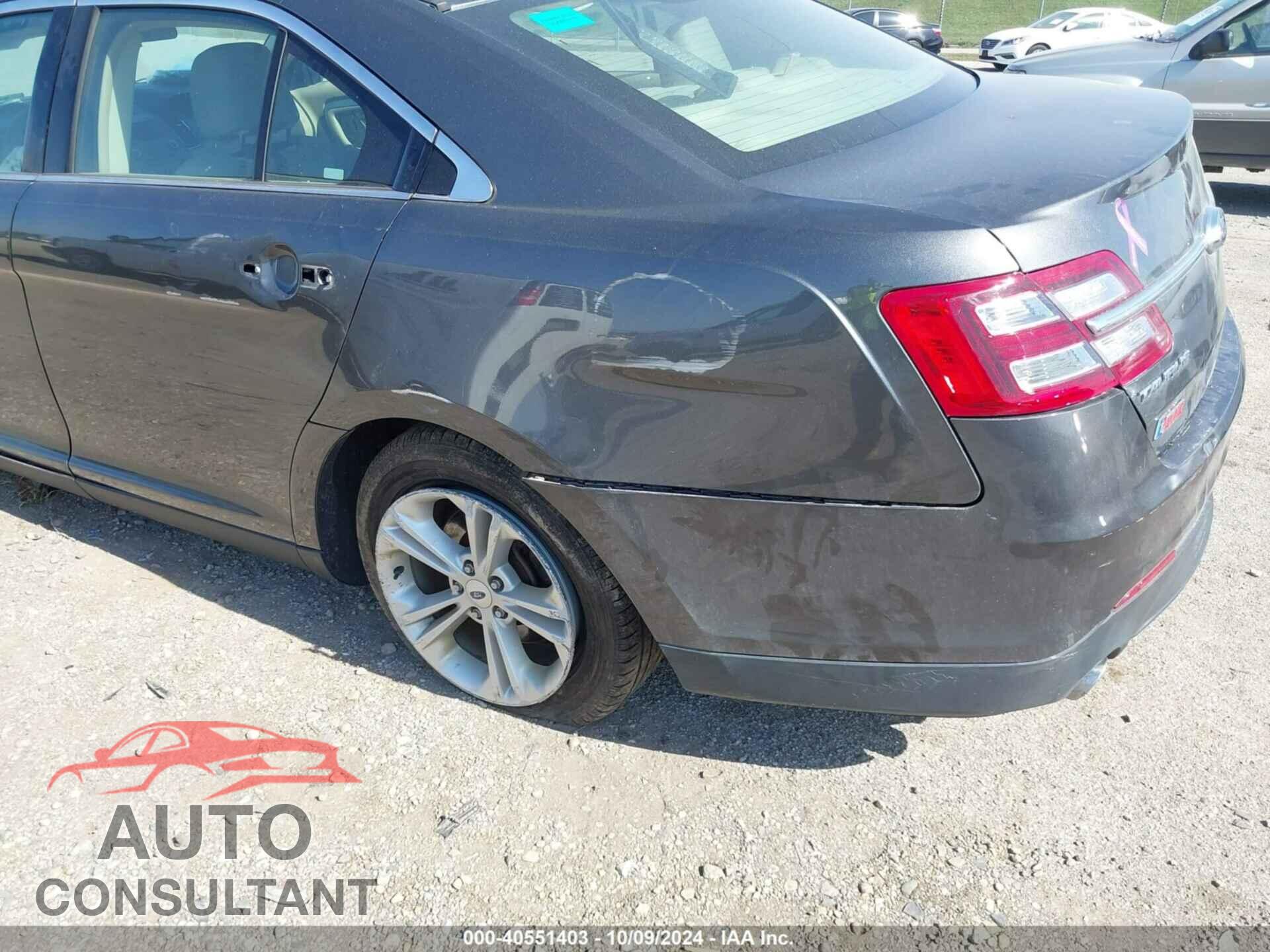 FORD TAURUS 2017 - 1FAHP2D83HG145293