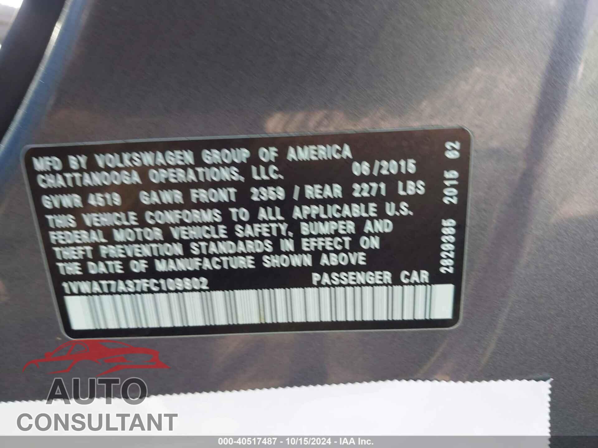 VOLKSWAGEN PASSAT 2015 - 1VWAT7A37FC109802