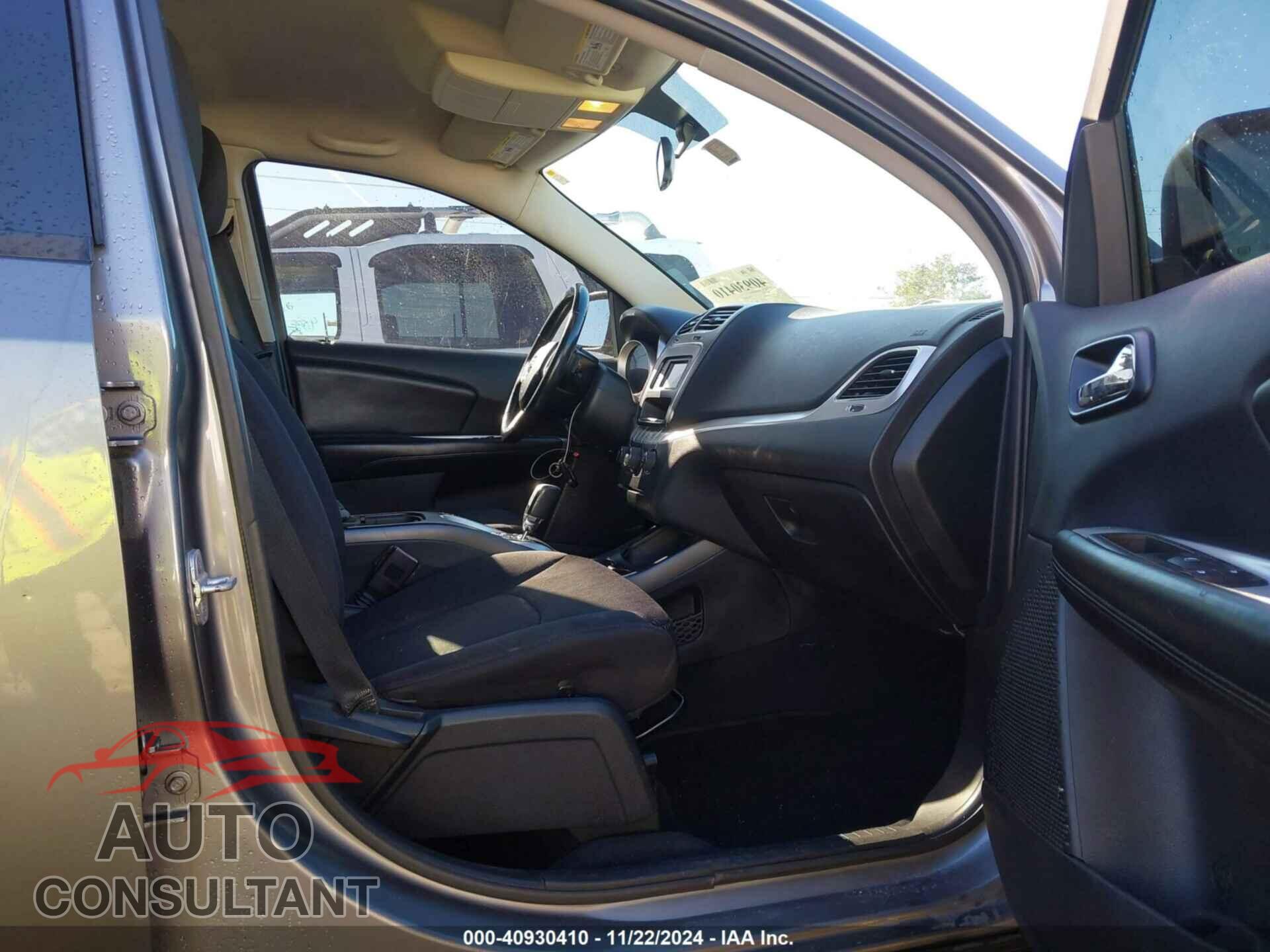 DODGE JOURNEY 2012 - 3C4PDCABXCT270011